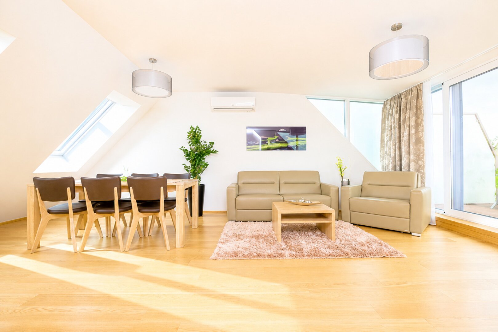 Exklusive Dachgeschosswohnung mit 2 Terrassen nahe Augarten – Ruhelage & Fernblick