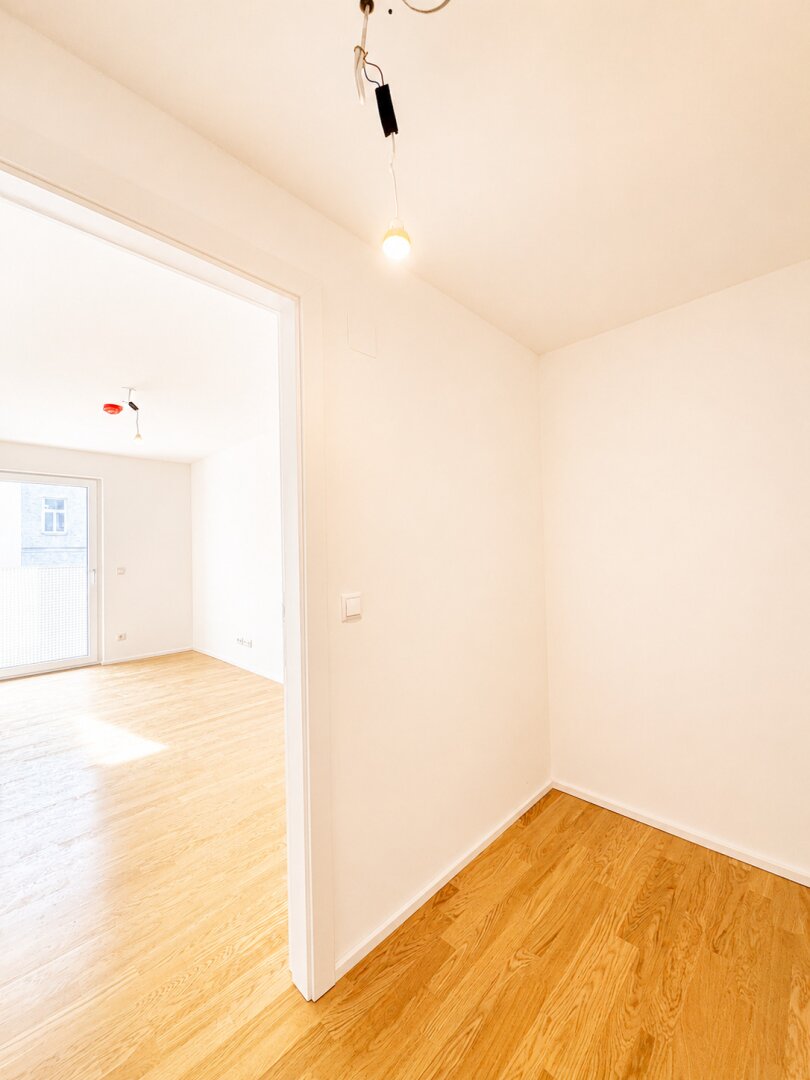 Exklusive 3-Zimmer-Neubauwohnung mit Freifläche in generalsaniertem Haus nahe Augarten