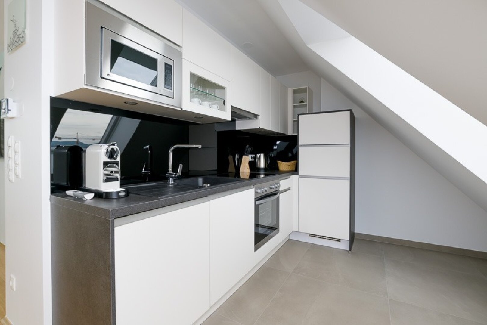 Exklusive Dachgeschosswohnung mit  2 Terrassen nahe Augarten – Ruhelage & Fernblick