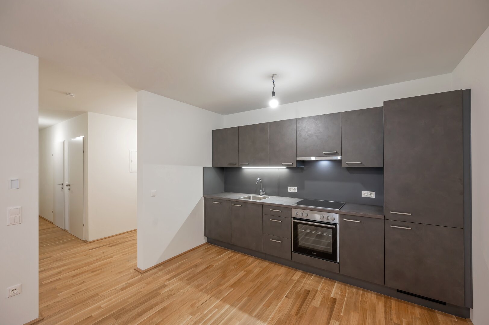 ++PROVISIONSFREI** Hochwertiger 1-Zimmer Neubau-ZWEITBEZUG mit Balkon!
