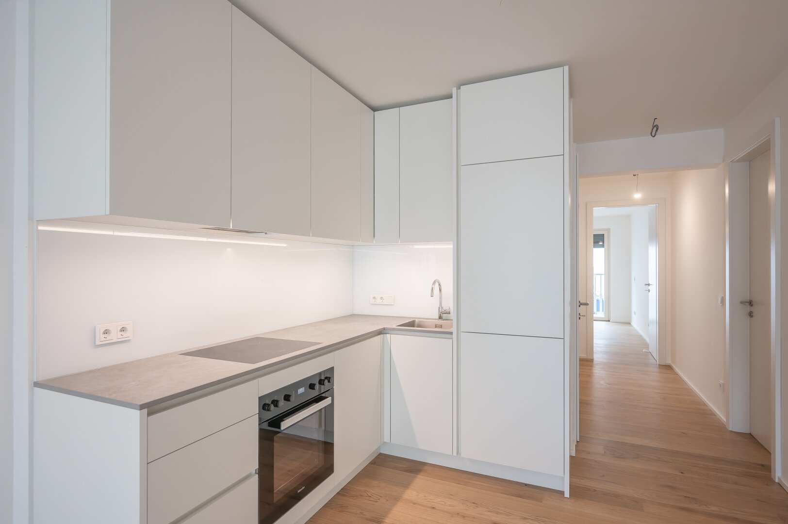 ++NEU++ Einzigartige 3-Zimmer-Neubauwohnung in absoluter BESTLAGE mit Balkon, Top 19