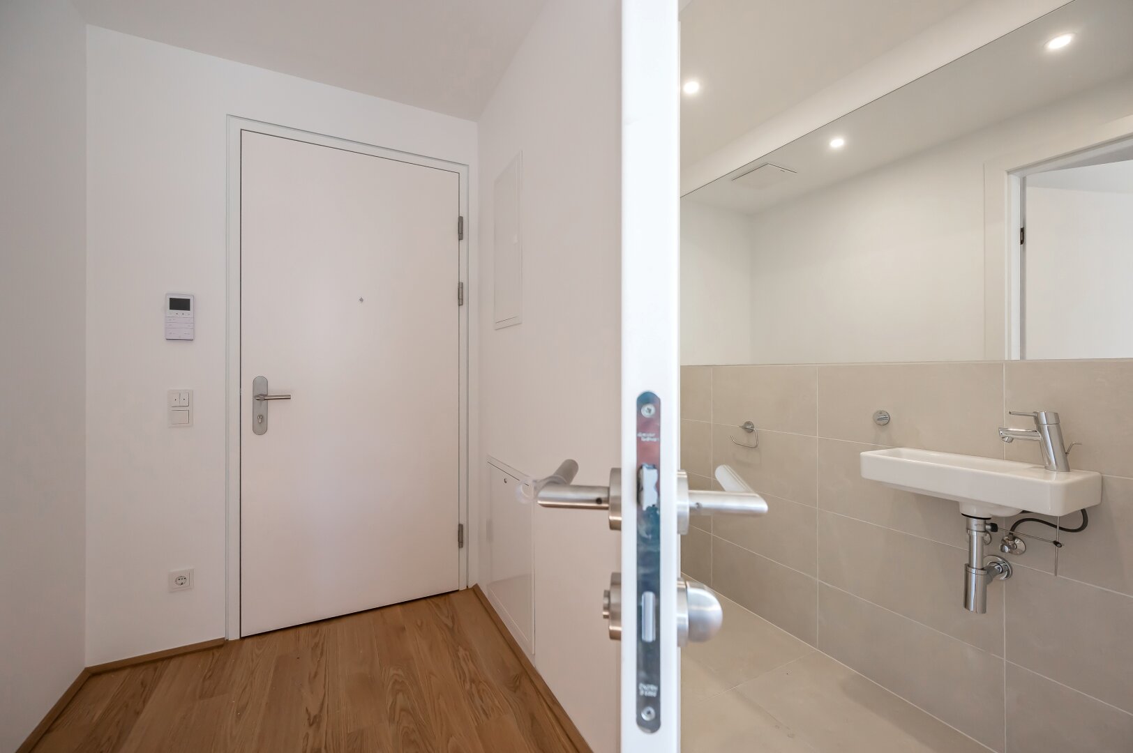 EDUART-Die Kunst des Wohnens: Hochwertige 2-Zimmer Neubauwohnung mit ca. 6m² Balkon/Loggia! (6/17)