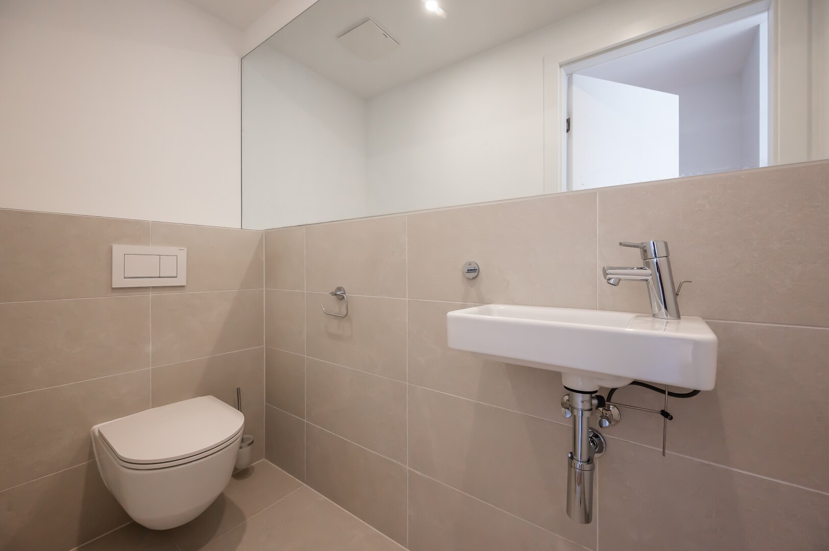 EDUART-Die Kunst des Wohnens: Hochwertige 2-Zimmer Neubauwohnung mit ca. 6m² Balkon/Loggia! (6/17)