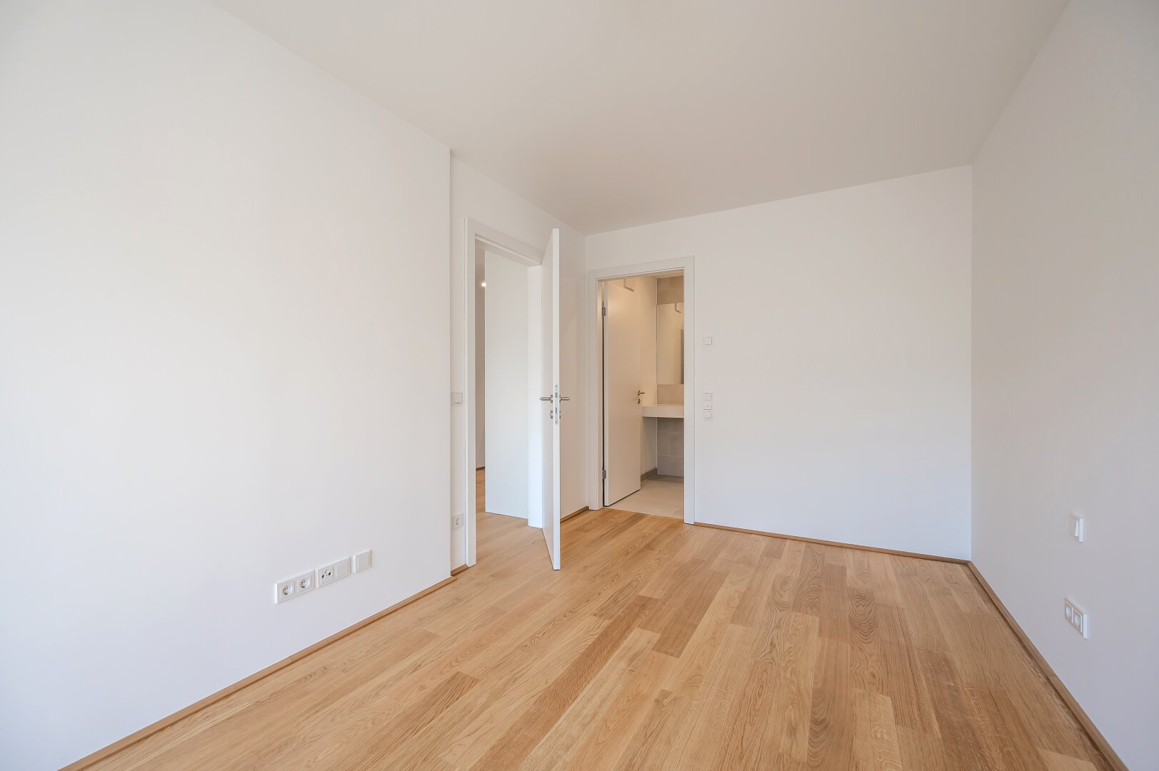 EDUART-Die Kunst des Wohnens: Hochwertige 2-Zimmer Neubauwohnung mit ca. 6m² Balkon/Loggia! (6/17)