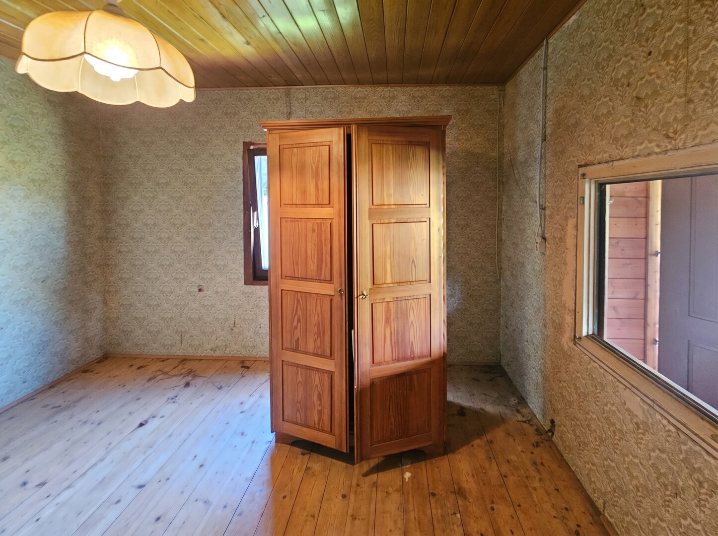 Naturnahes Freizeitgrundstück mit zwei Fischteichen und Holzhütte in Heimschuh