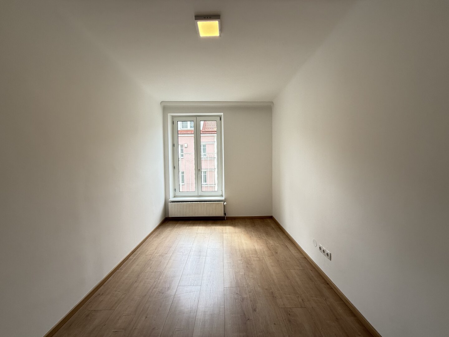 4 Zimmer Wohnung | Ruhig | Saniert | 83 m² | neues Bad & WC | Sofort verfügbar