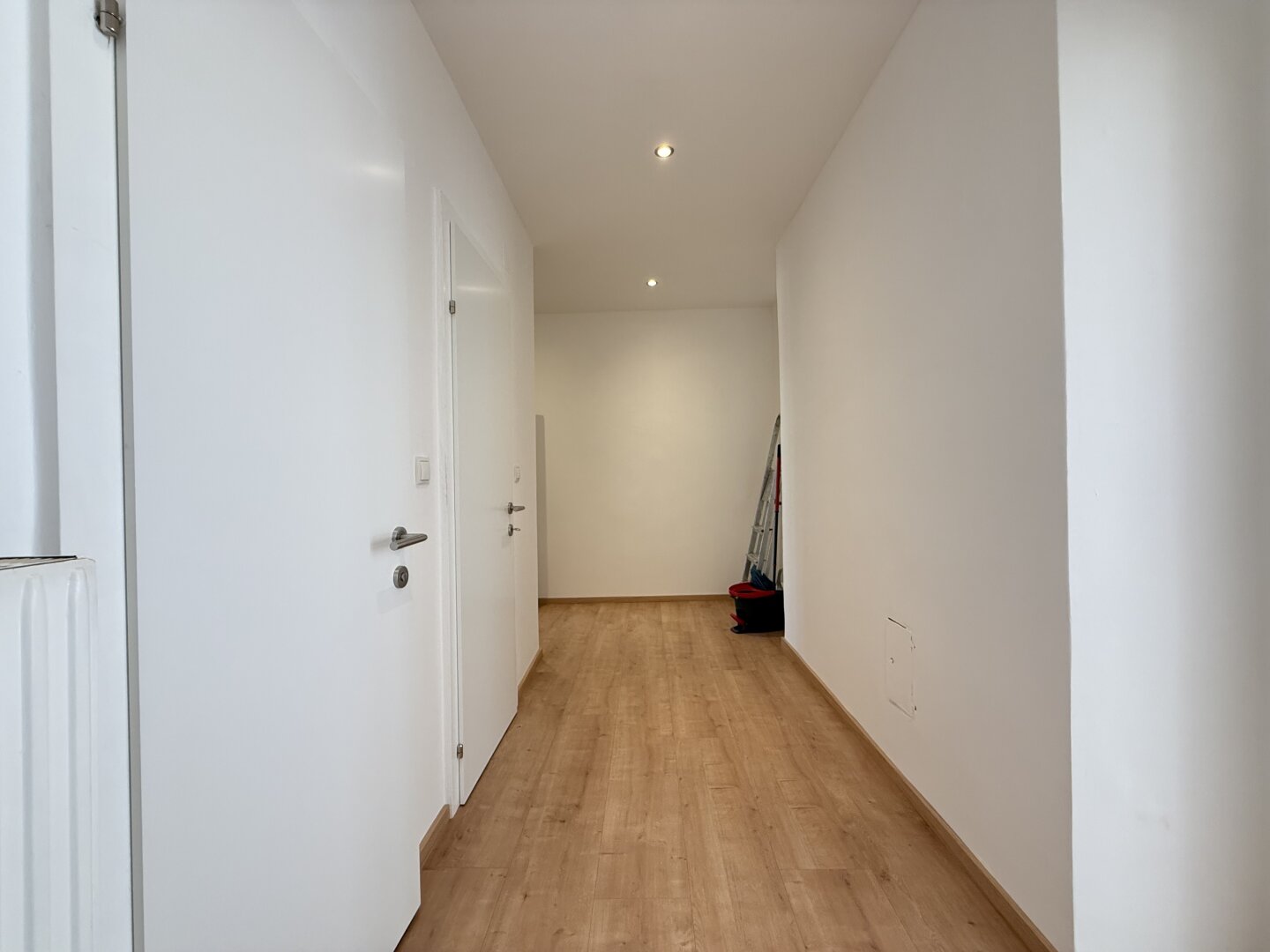 4 Zimmer Wohnung | Ruhig | Saniert | 83 m² | neues Bad & WC | Sofort verfügbar