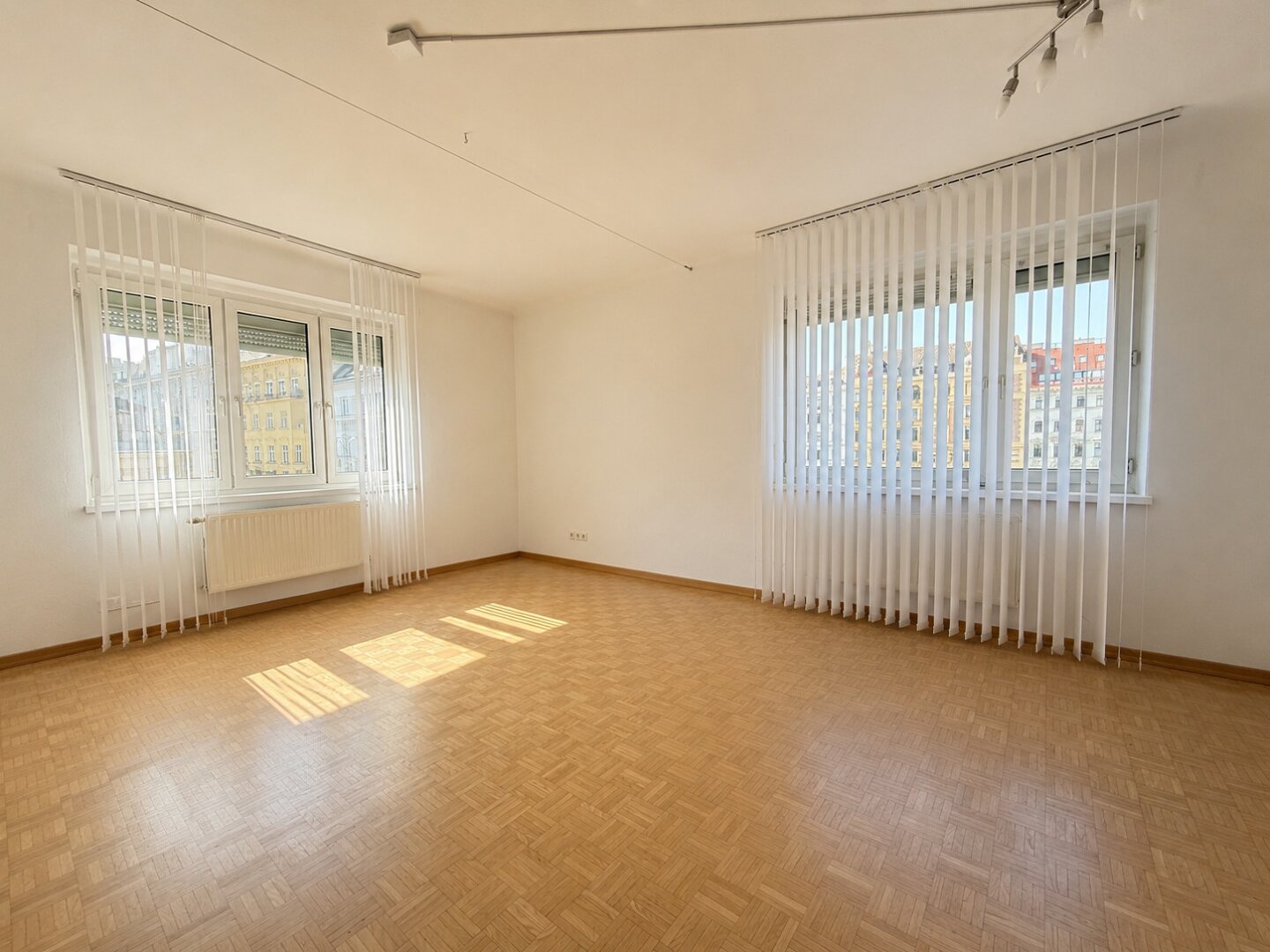 4 Zimmer | WG-geeignet | Toplage beim Naschmarkt | zentrale Anbindung | ruhige Wohnung im 5. Liftstock