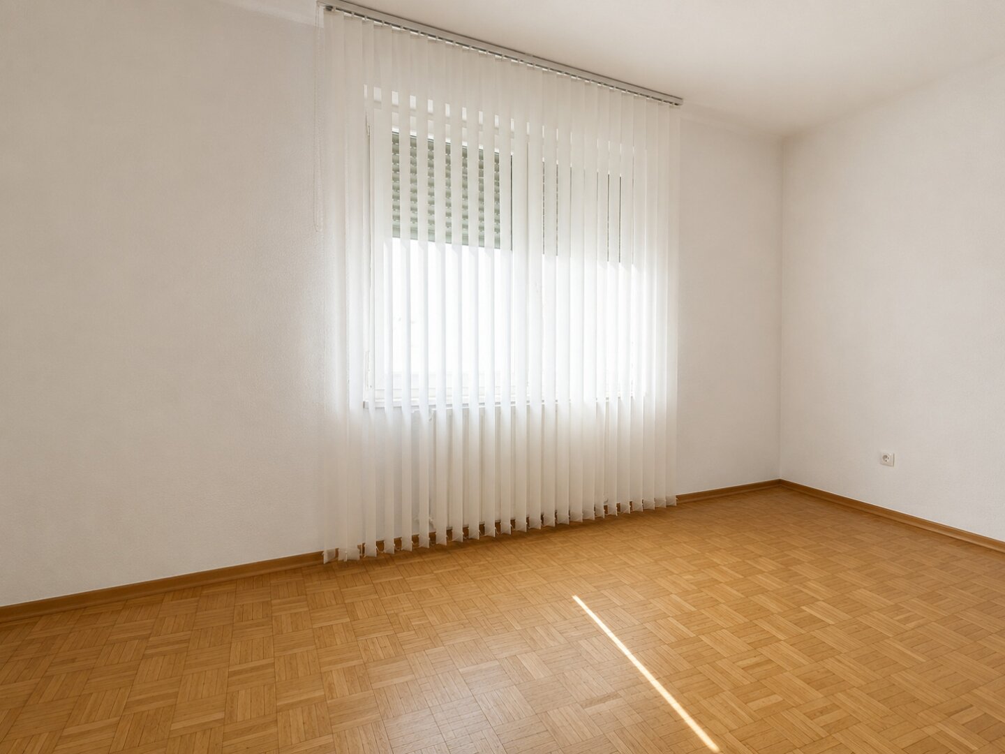 4 Zimmer | WG-geeignet | Toplage beim Naschmarkt | zentrale Anbindung | ruhige Wohnung im 5. Liftstock