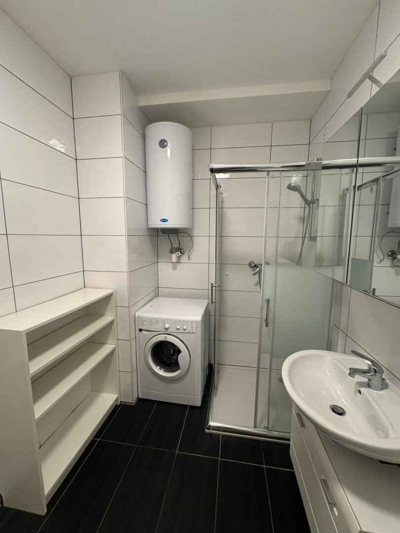 *TOPMODERNE GARCONNIERE*  Ideal für Studenten & Young Professionals