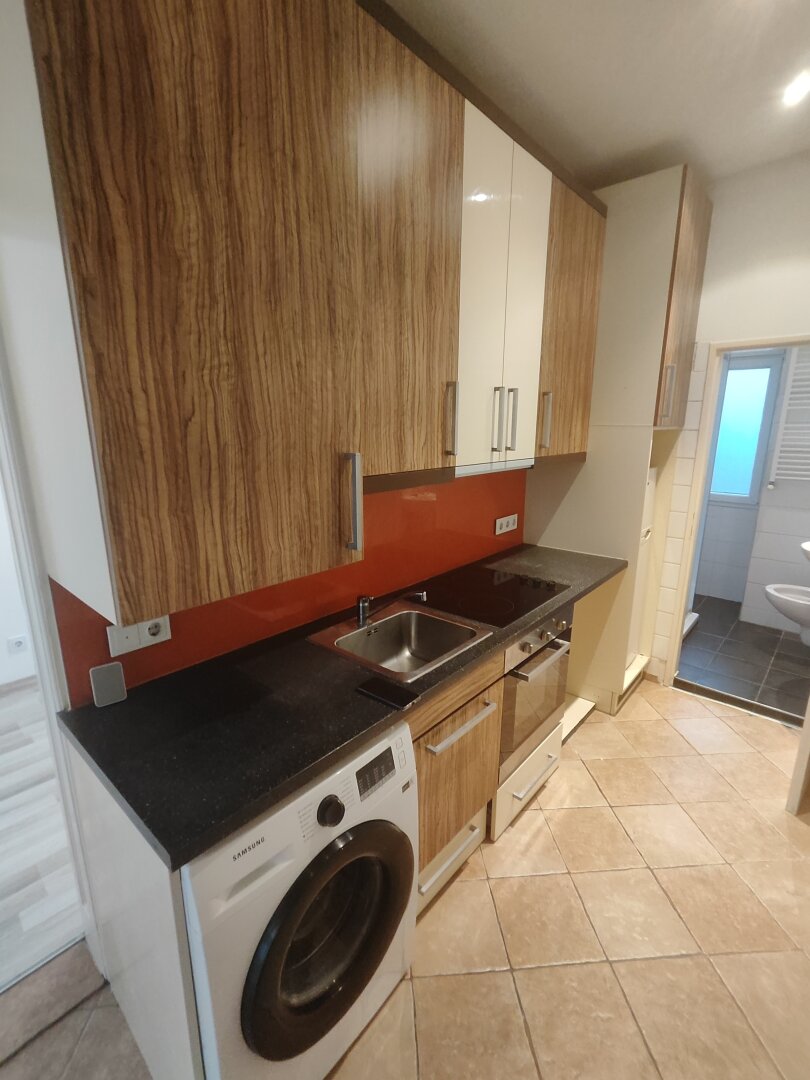 Kernsanierte 40m² Wohnung mit Einbauküche  in 1140 Wien – Top Preis!