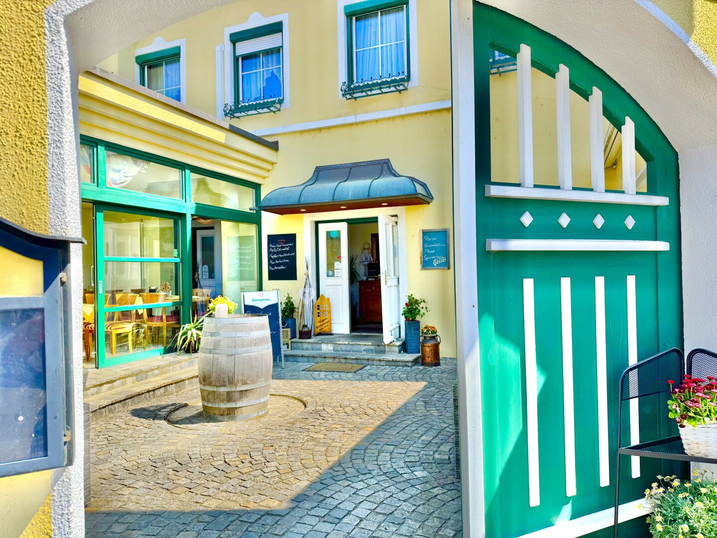 *** TRADITION TRIFFT TOURISMUS - charmantes Gästehaus in der Wachau ***