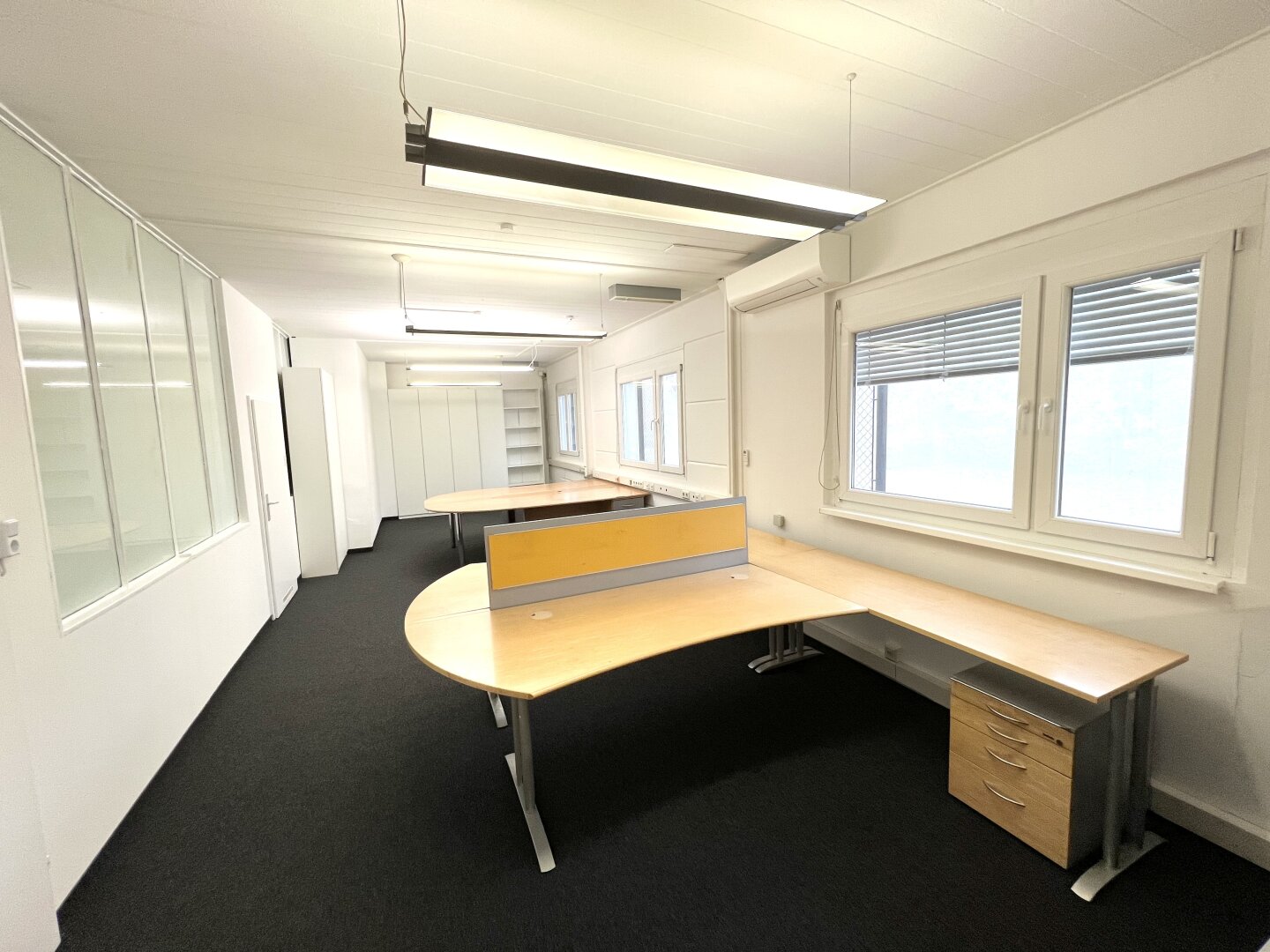 BÜRO - SCHAURAUM - LAGERRAUM - KOOPERATION JEDER ART