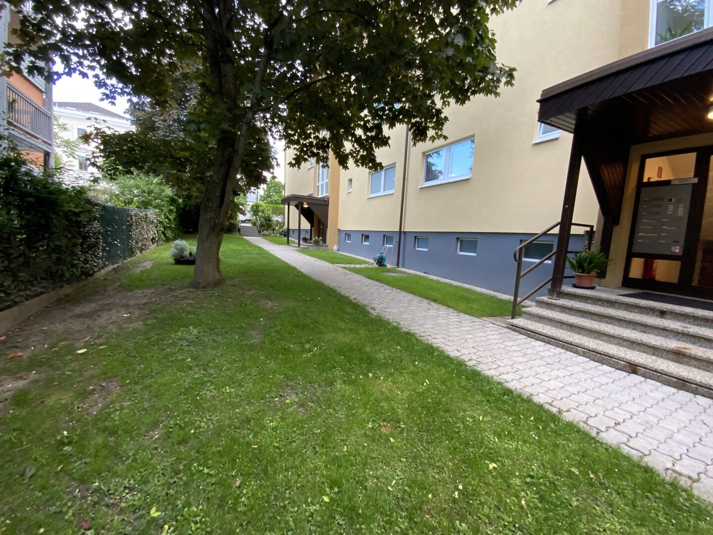 Einzigartige 3-Zimmer Dachgeschosswohnung mit Balkon in 2340 Mödling