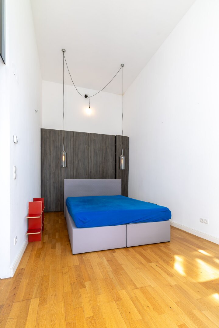 Wohnen beim Naschmarkt: Stilvolle 2-Zimmer-Wohnung mit Terrasse & Wohlfühlkomfort in ruhiger Innenhoflage