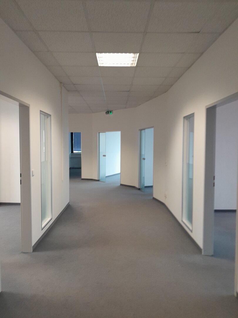 Attraktive Büroeinheit in Inzersdorf – perfekt erreichbar und flexibel nutzbar