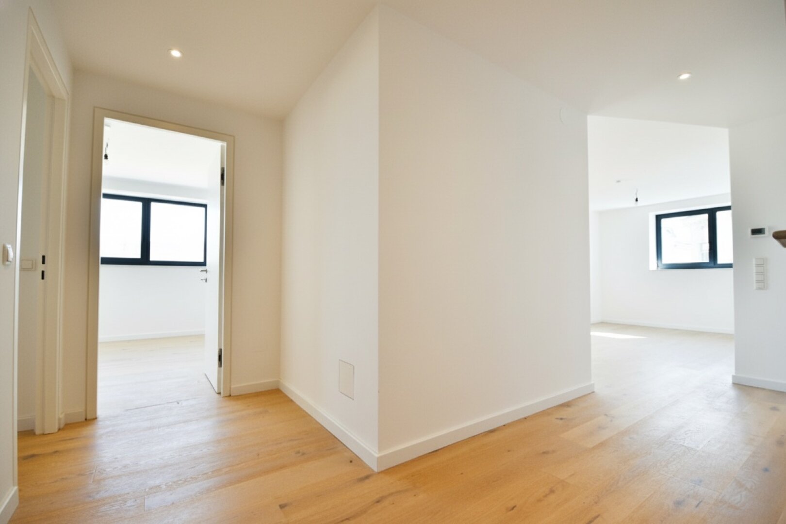 Exklusives Dachgeschoss-Domizil mit Loggia in urbaner Toplage
