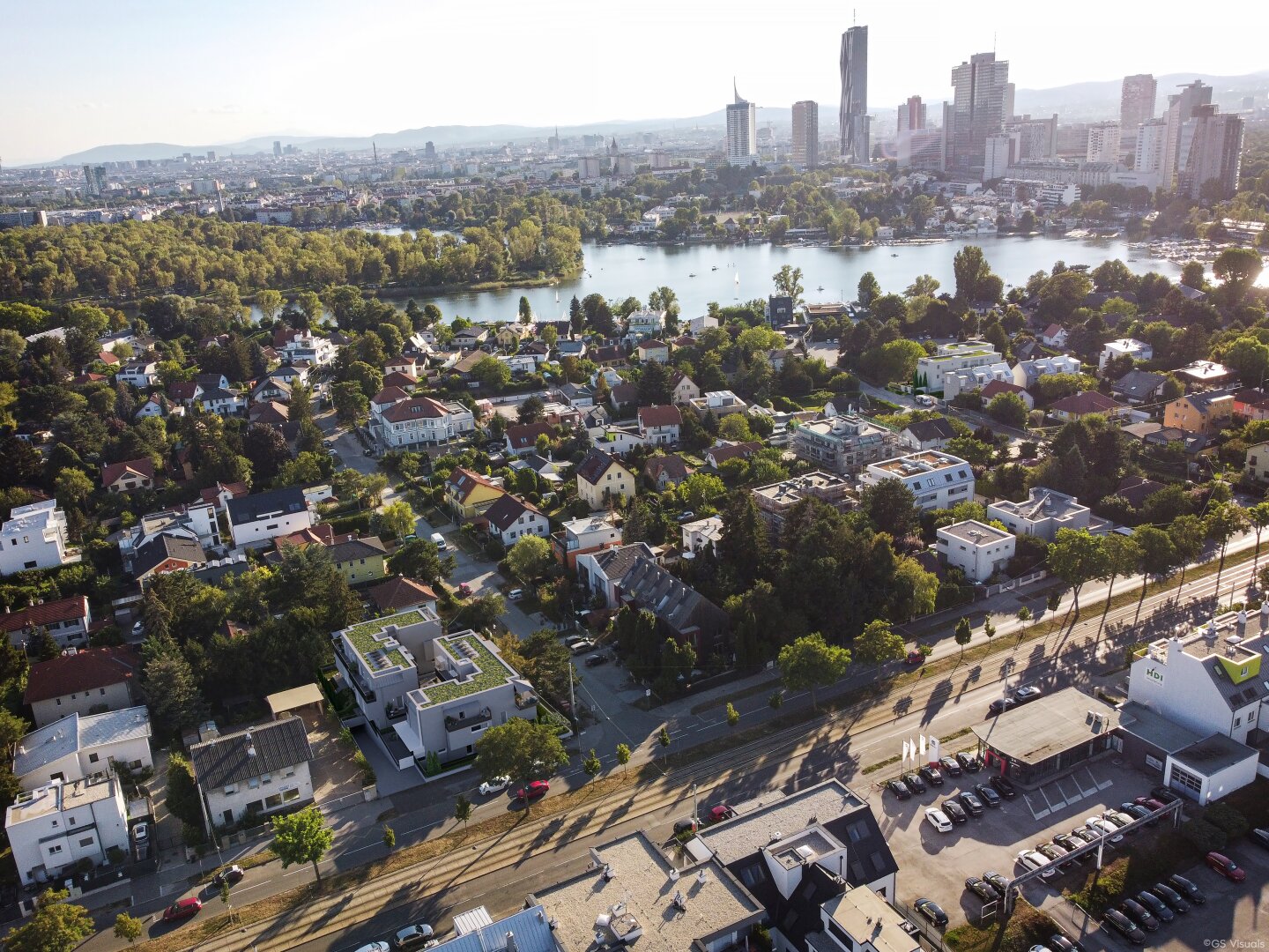 Moderne Erstbezug DG-Wohnung mit Balkon und Terrasse an der Alten Donau