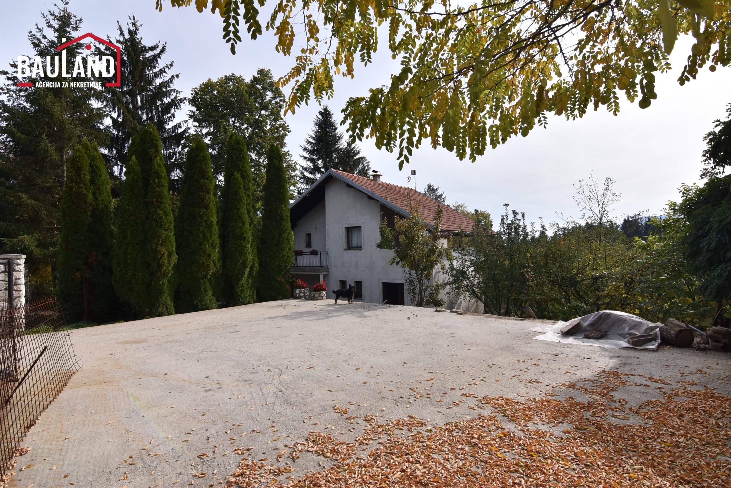 03 kuća 65m² izgrađena na parceli 1290m² Općina Ilidža