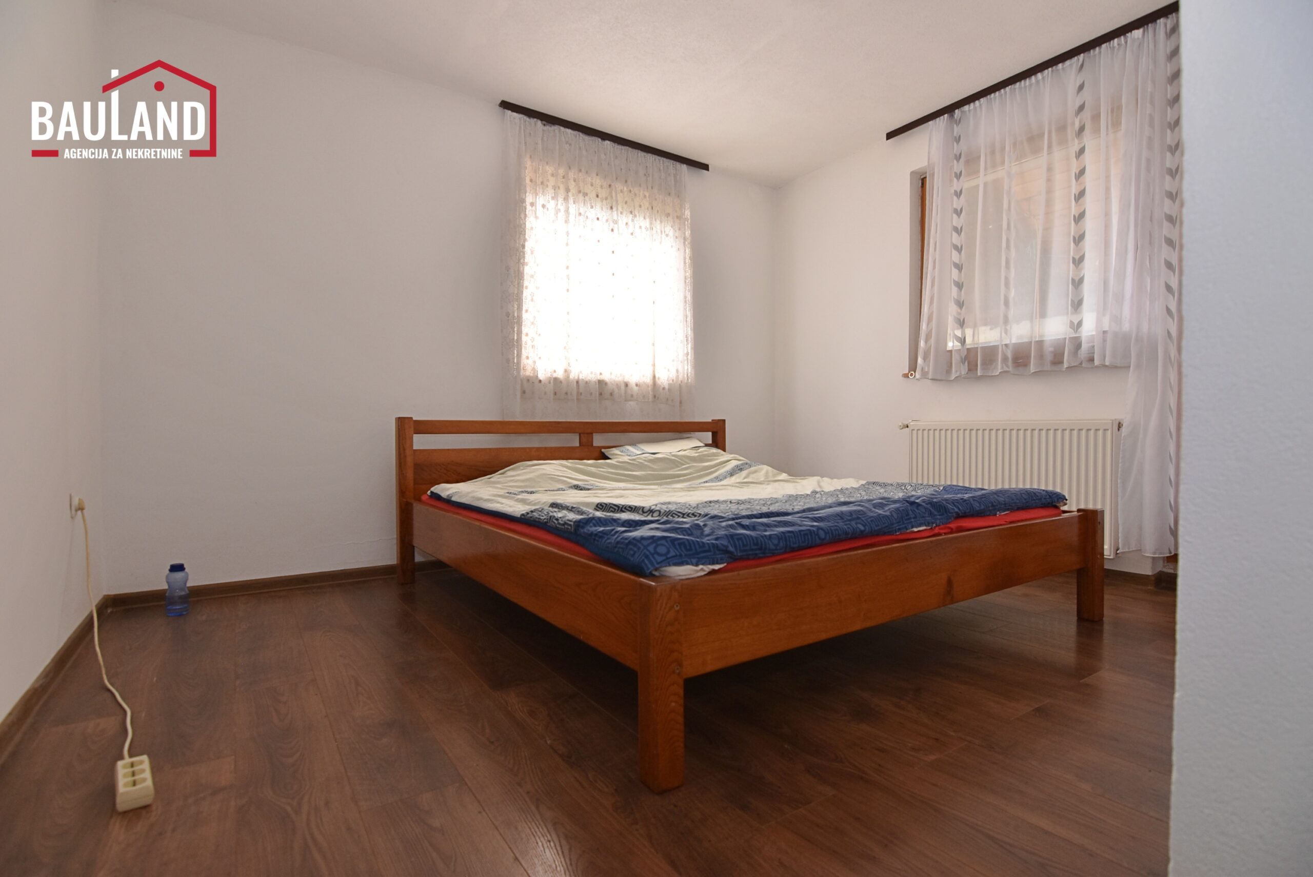 11 prodaja kuće 65m² izgrađena na parceli 1290m²