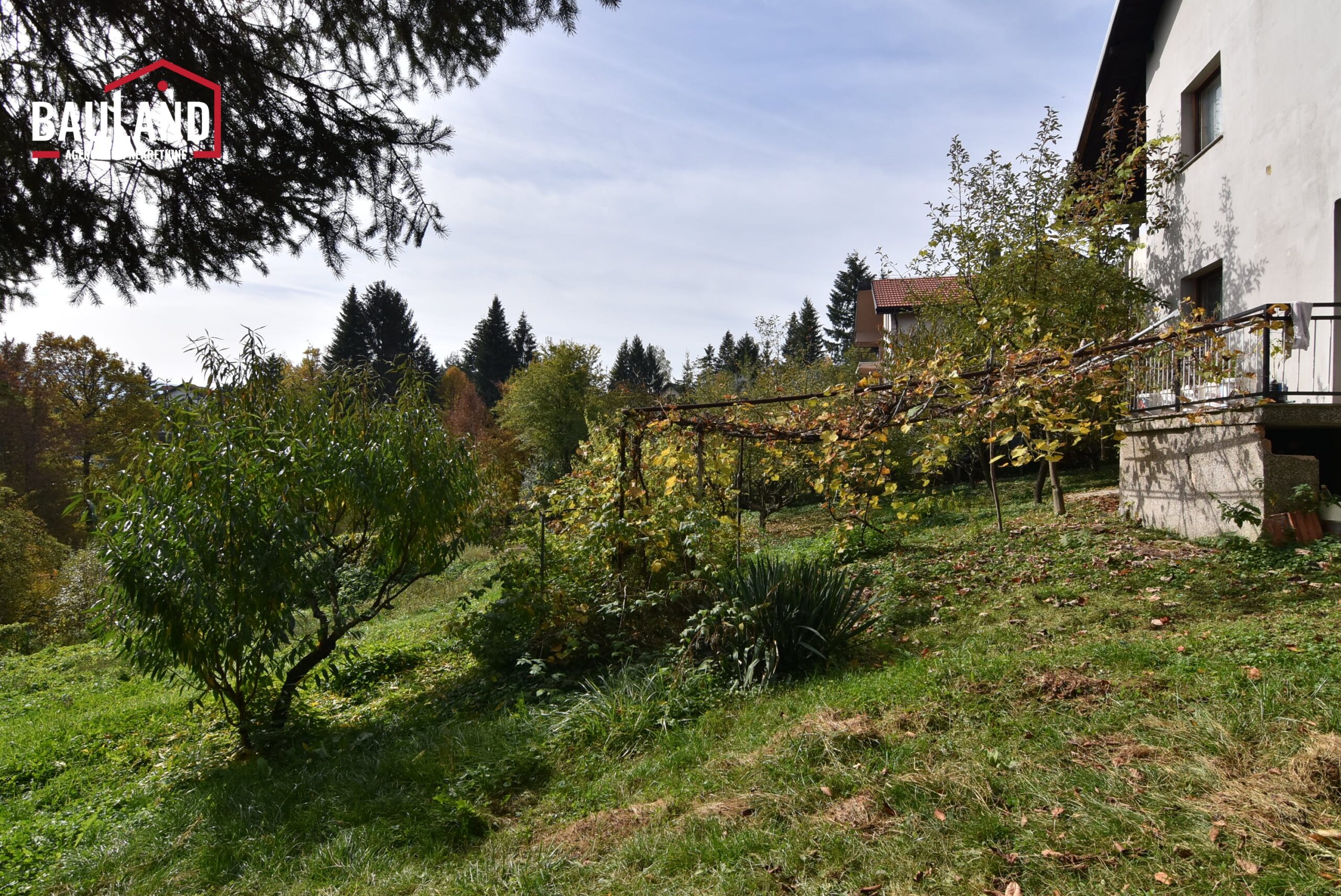 22 kuća na prodaju izgrađena na parceli od 1290m²