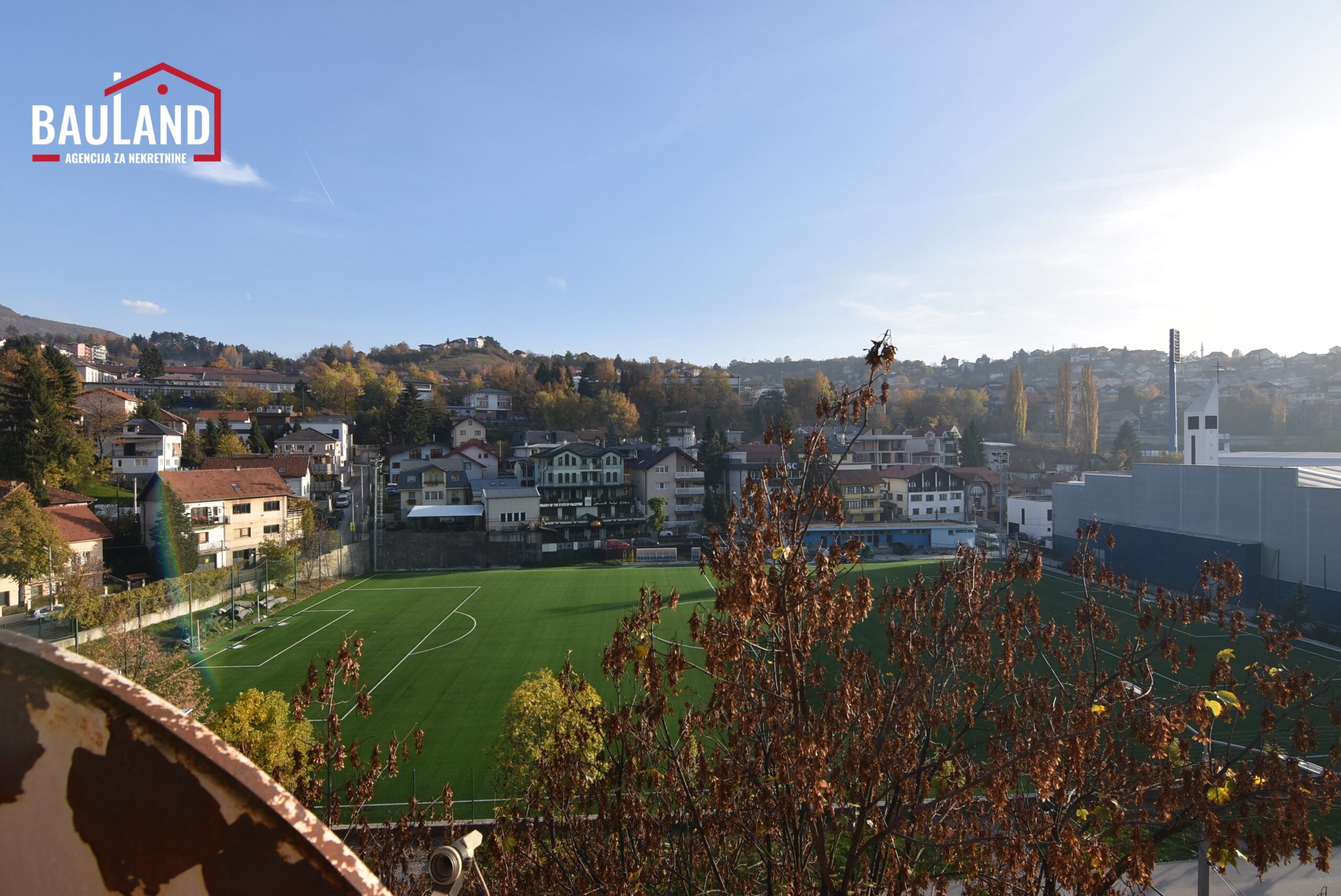 18 prodaje se dvoetažni petosoban stan na Grbavici 96m²