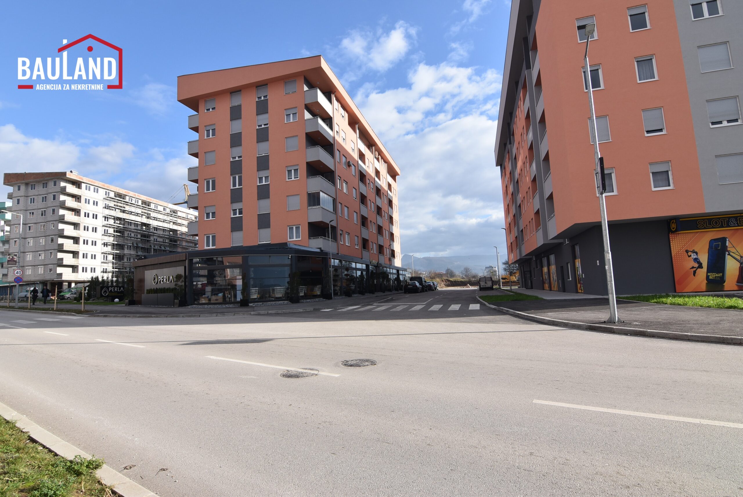 01 parcela za prodaju Lukavica