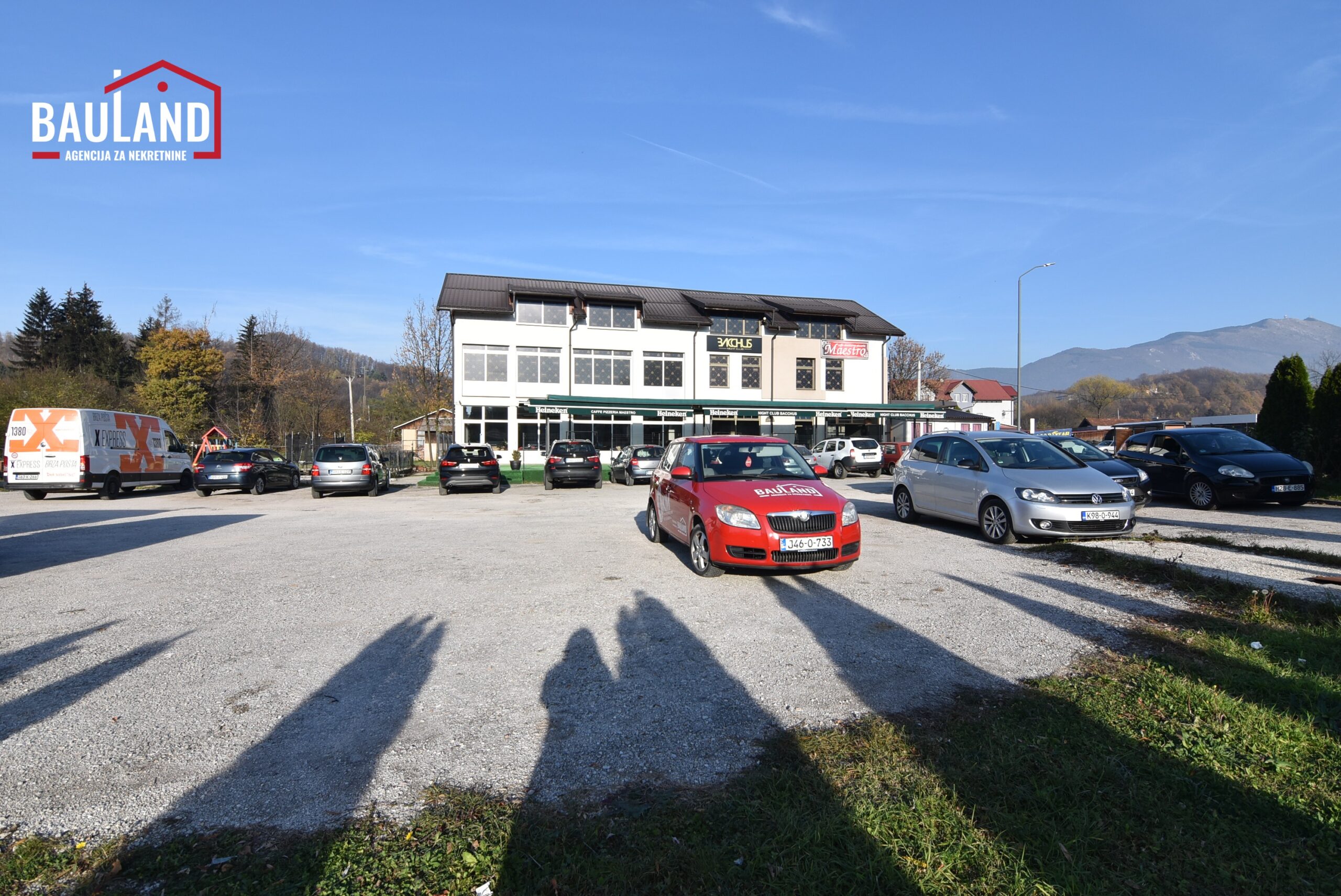 Zwei Geschäftshäuser in attraktiver Lage, Gemeinde Istočno Novo Sarajevo, Stadtteil Lukavica