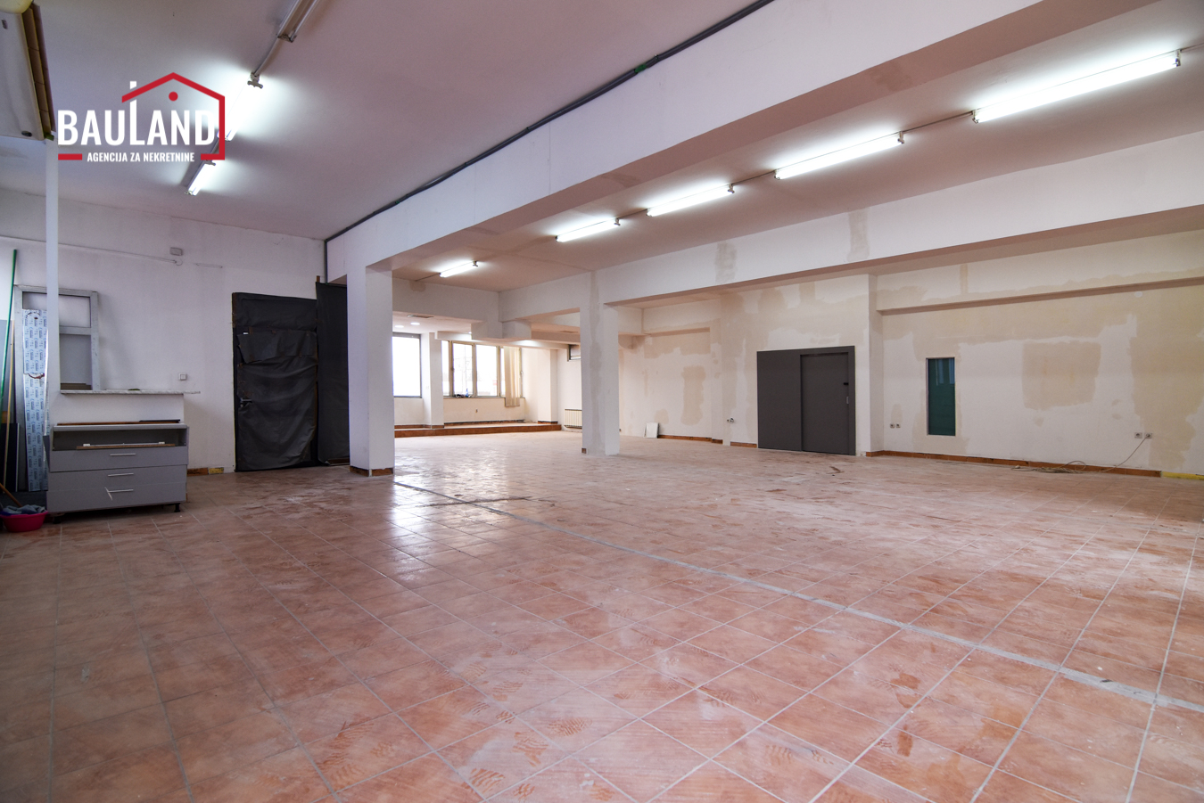 poslovni objekat stup_-5