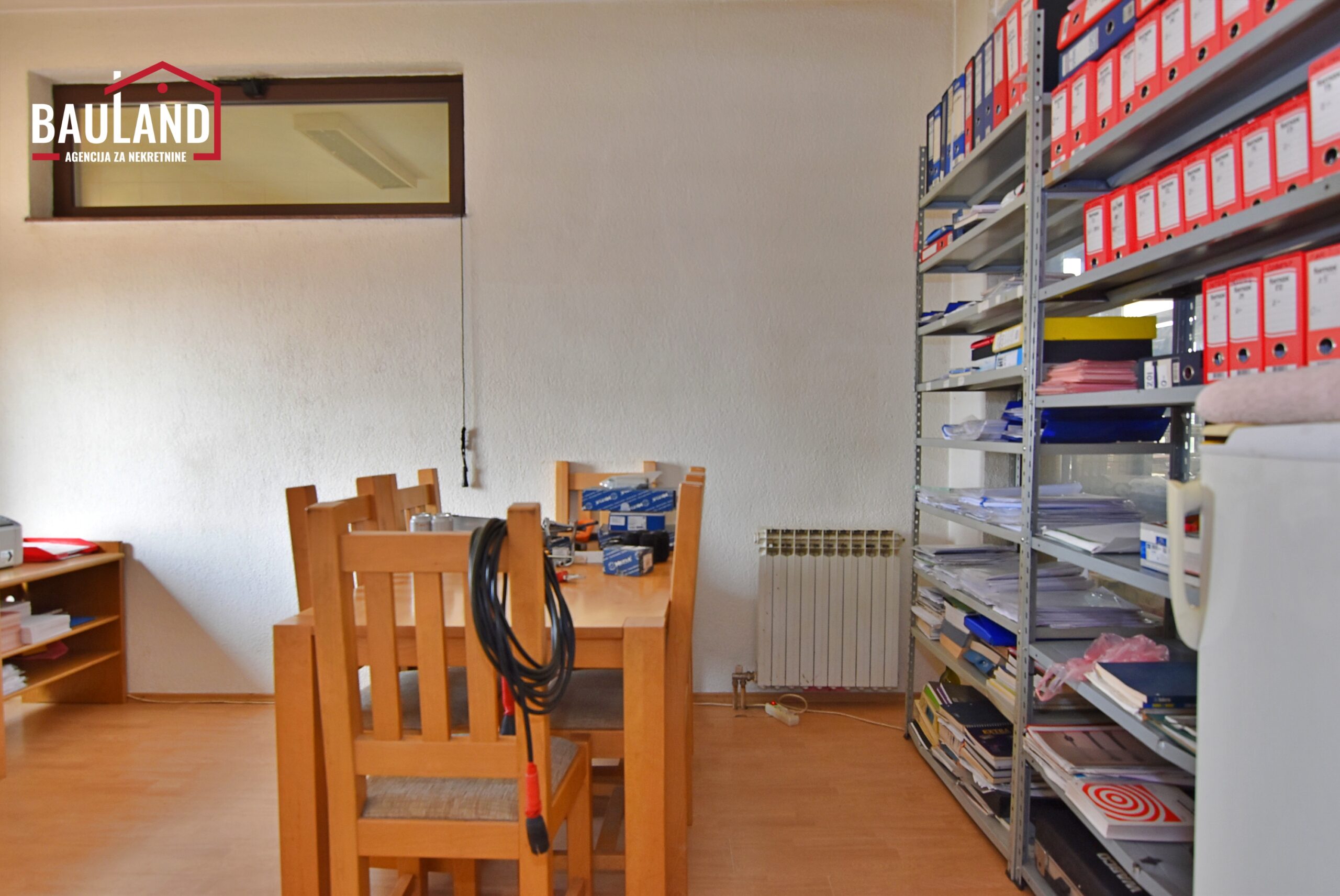 11 poslovni prostor za najam 220m2 u Rajlovcu