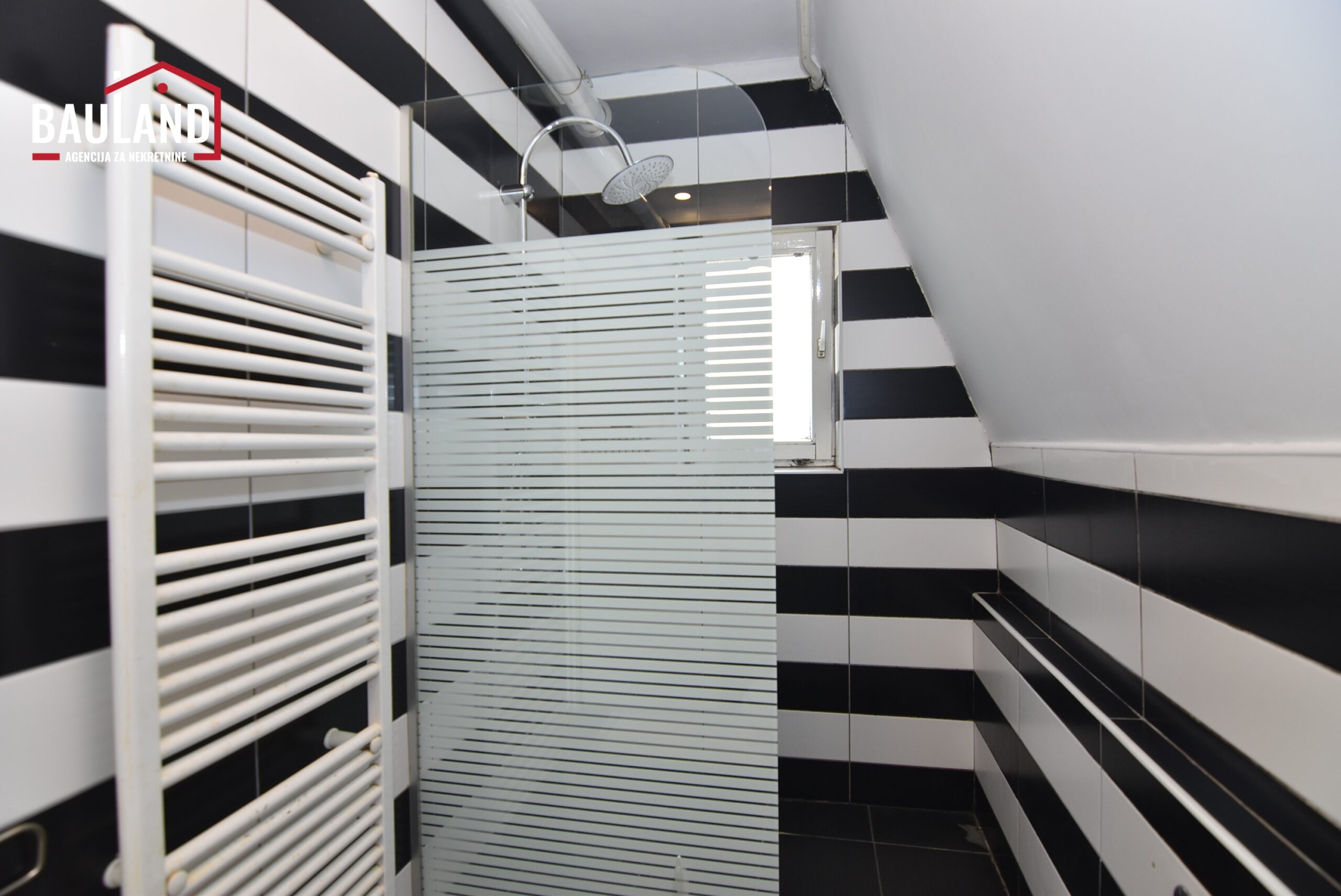 17 izdaje se četverosoban stan na duži vremenski period 120m2 ul. Čeljigovići