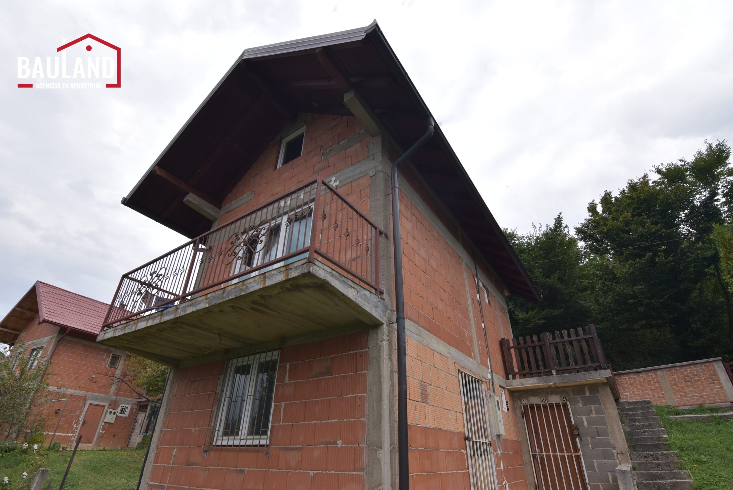 08 prodaje se nedovršena vikendica u Općini Novi Grad Sarajevo