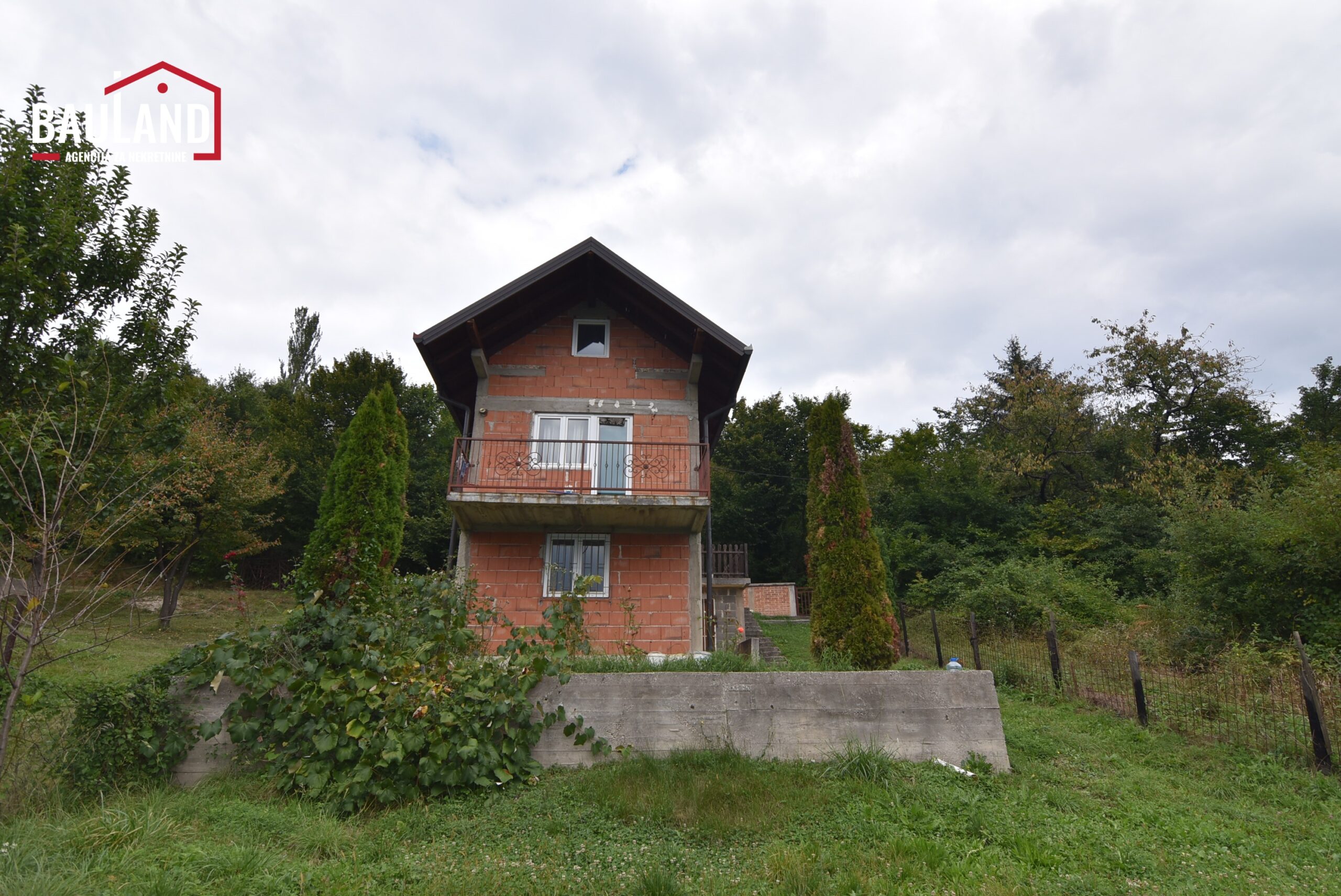 13 prodaje se vikendica u ulici Tjepovački put Općina Novi Grad Sarajevo