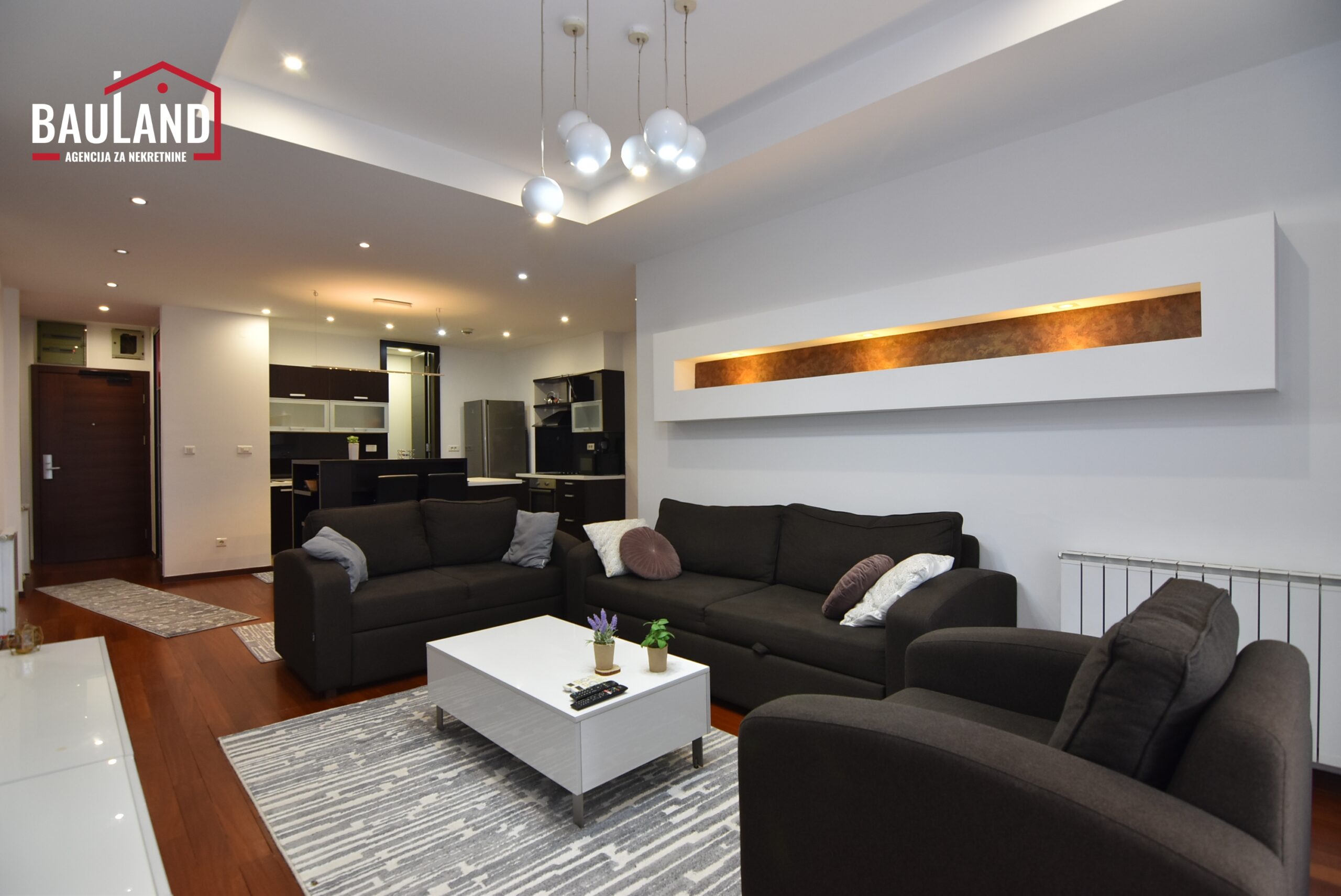 02 trosoban namješten stan za najam 100m2 BOSMAL CC