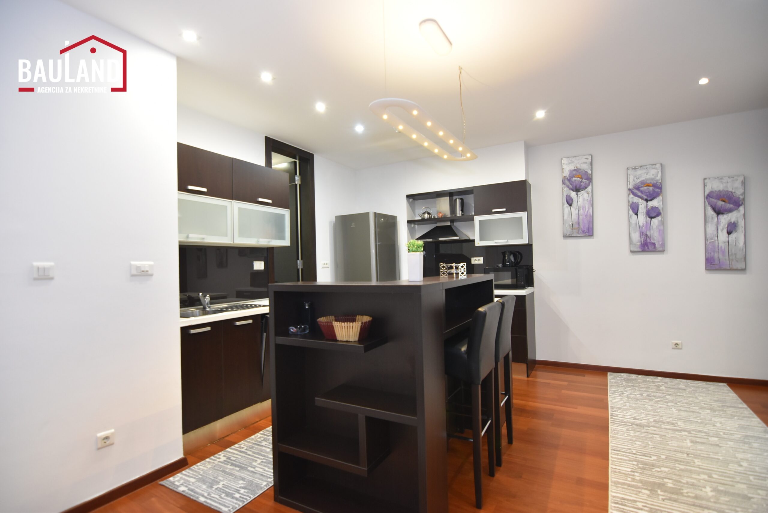 07 namješten trosoban stan za najam 100m2 BOSMAL