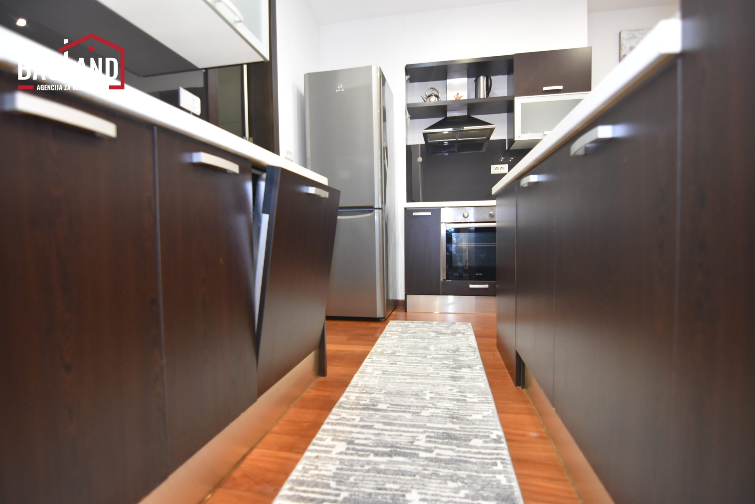 09 najam stana 100m2 Bosmal