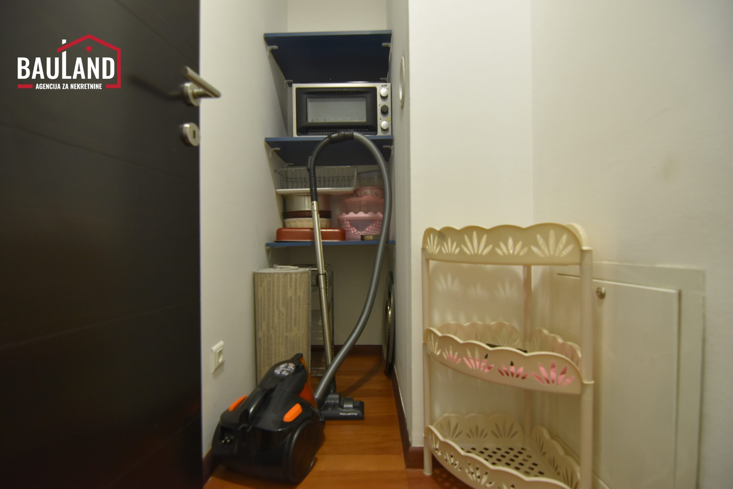 12 stan za najam BOSMAL ul. Milana Preloga