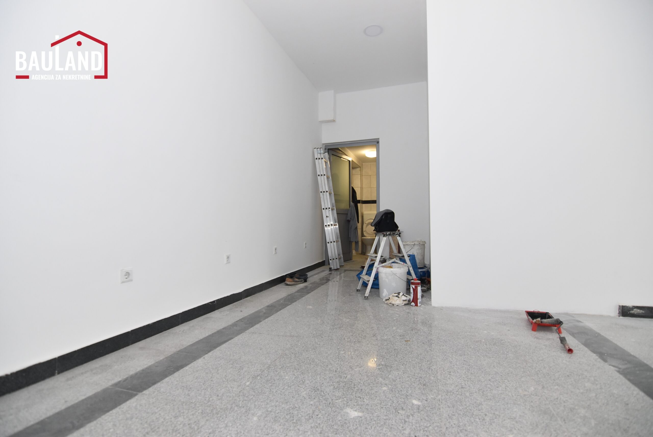 4 izdaje se poslovni prostor u ulici Pavla Lukača naselje Vraca Općina Novo Sarajevo