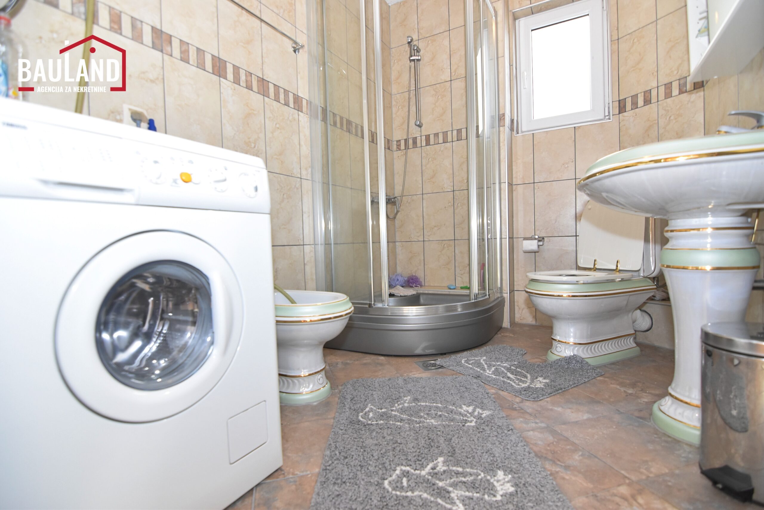 14 prodaja kuće ukupne površine 1109m2