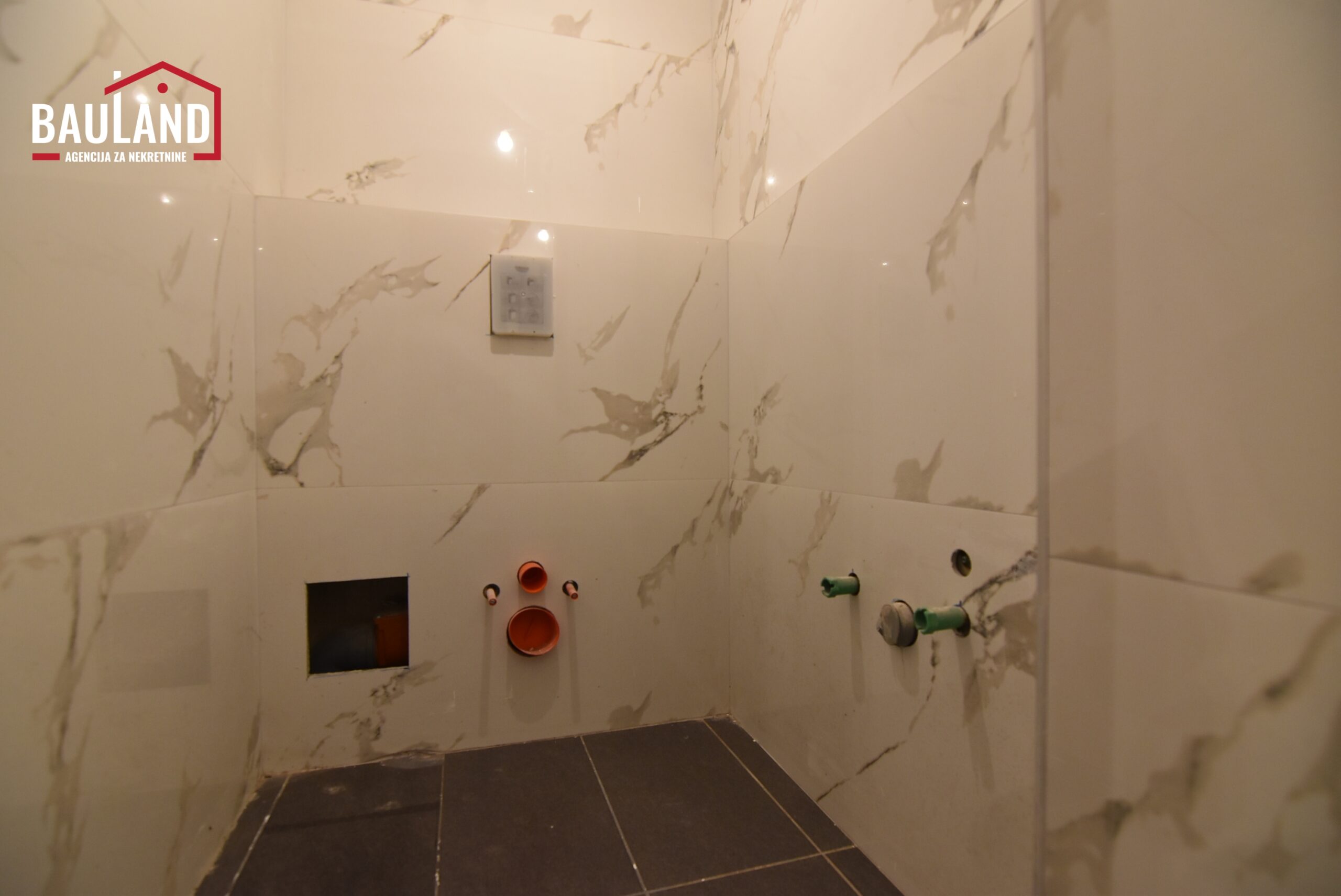 10 poslovni prostor za najam ul. Muhameda Kantardžića