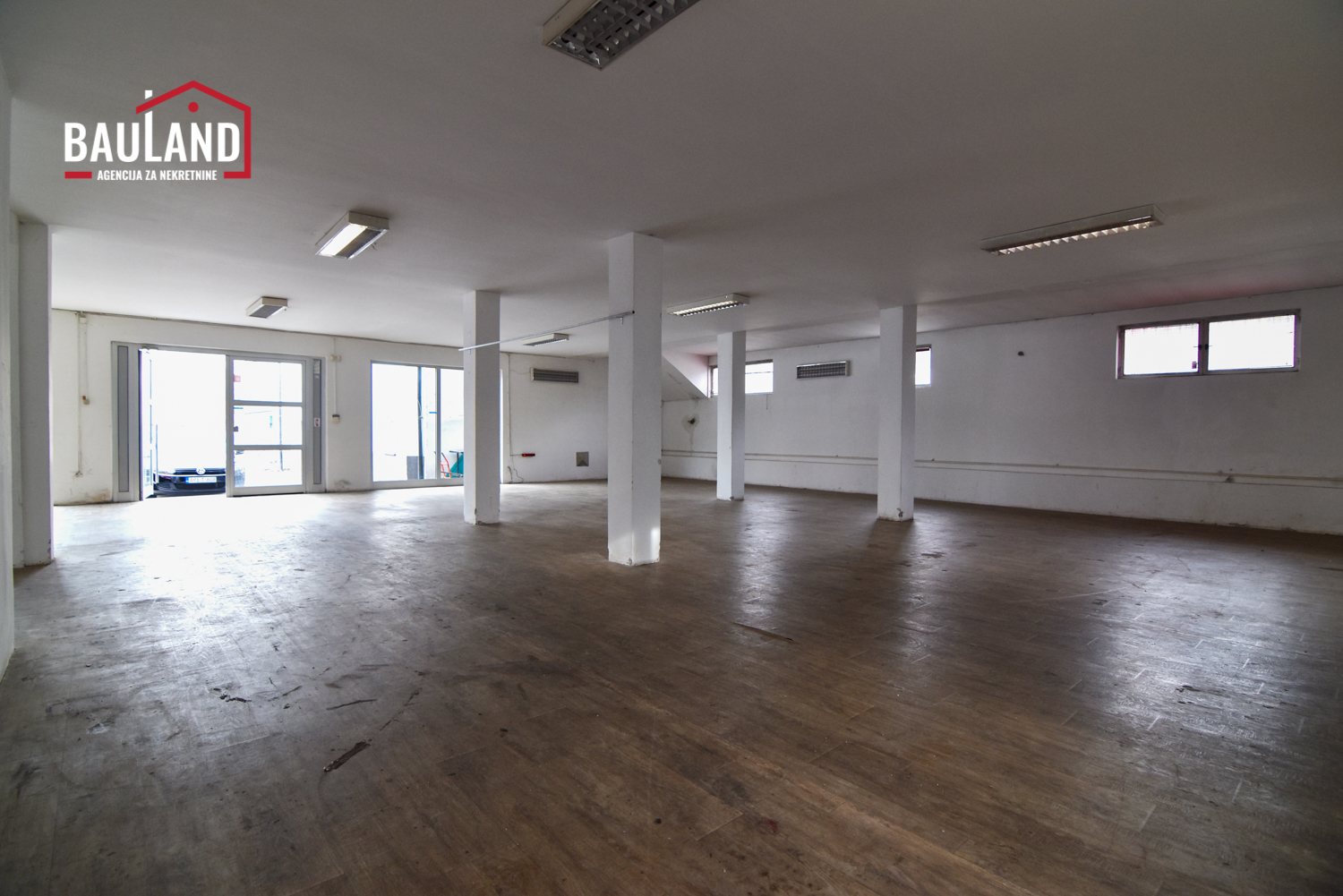 Lager- und Geschäftsraum mit 120 m² auf den Barama