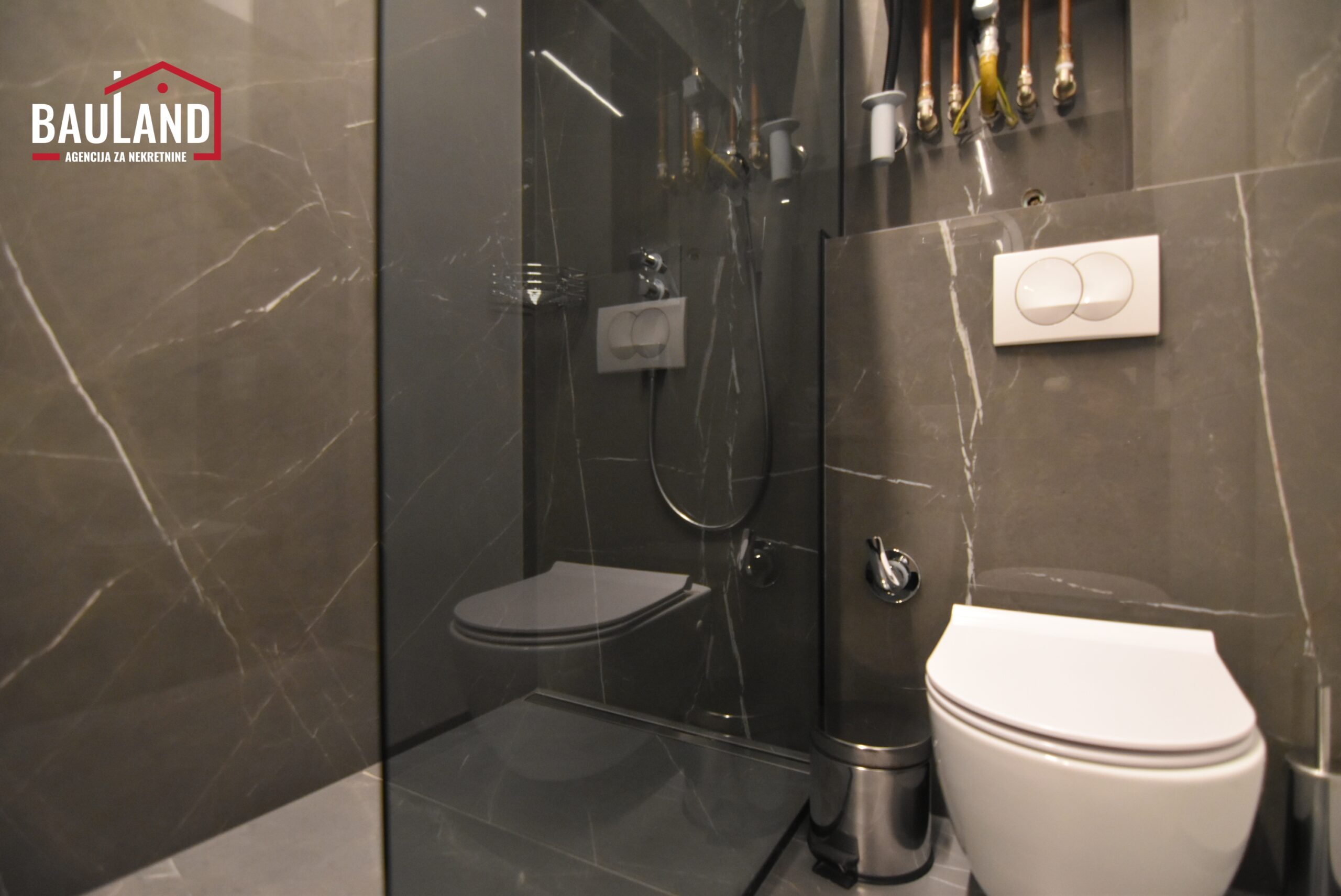 16 najam stana 75m2 sa terasom i privatnim parking mjestom u garaži