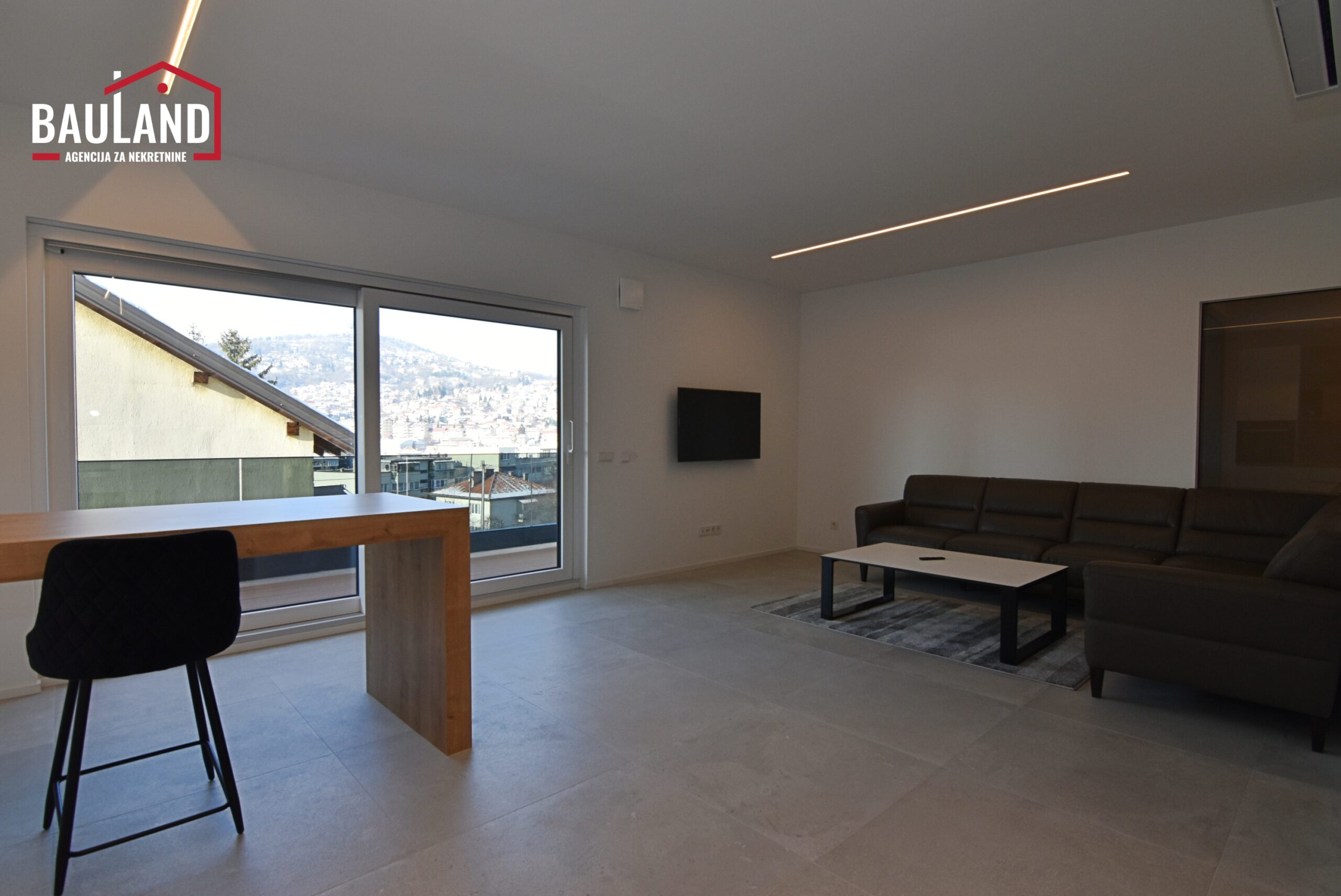 3 najam stana 95m2 I sprat garažno mjesto, balkon ostava