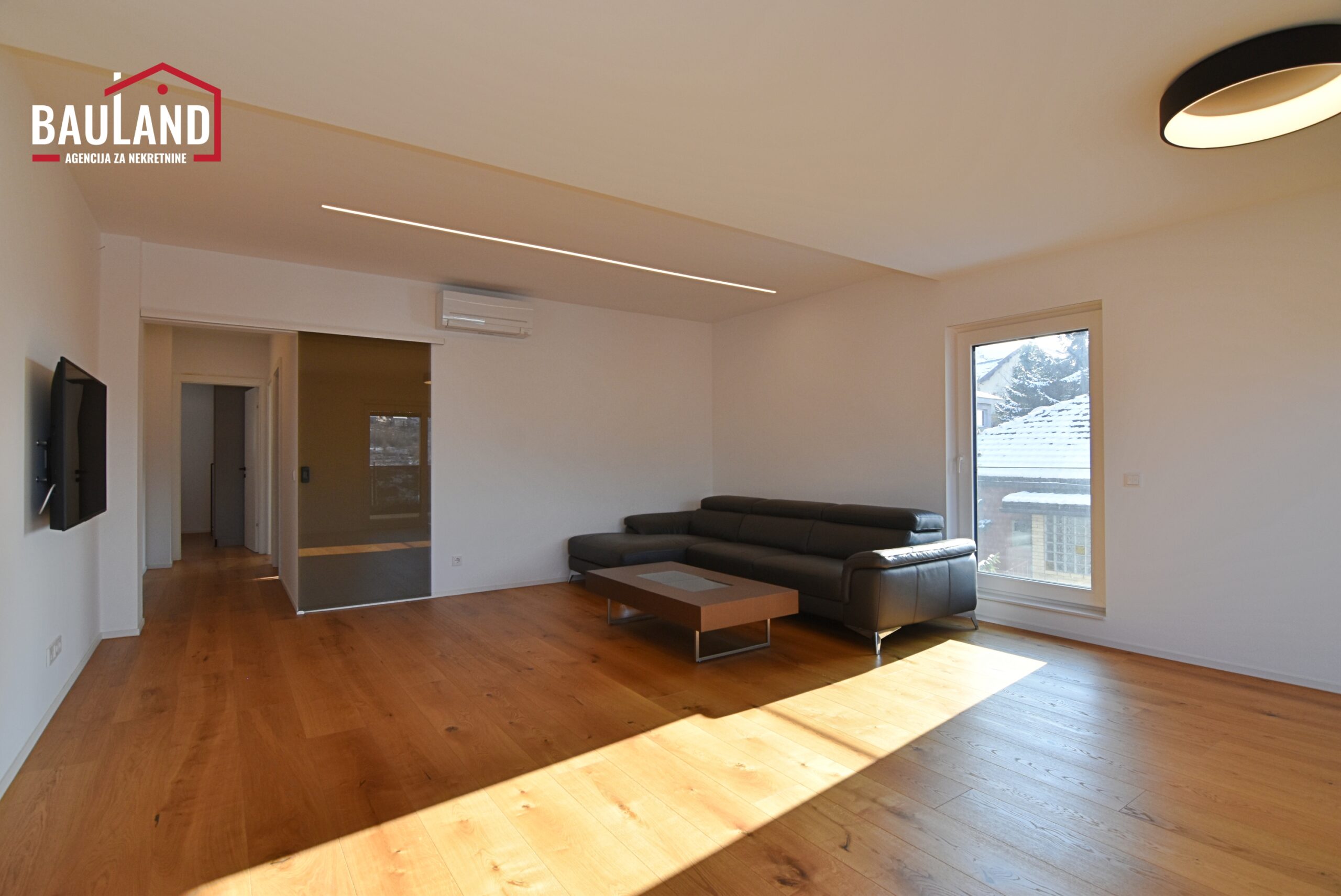 Modern eingerichtete Vier-Zimmer-Wohnung - 105 m², 2. Obergeschoss / Antuna Hangija Straße, Centar
