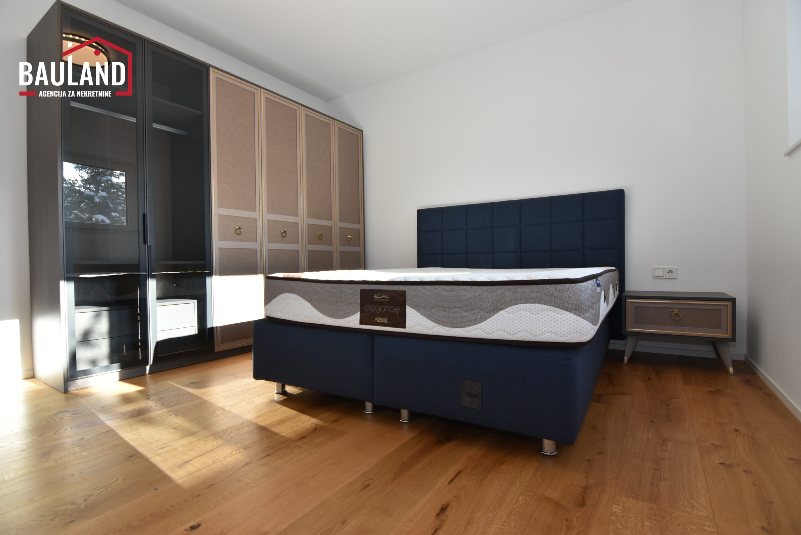 5 četverosoban namješten stan 105 m2 II sprat