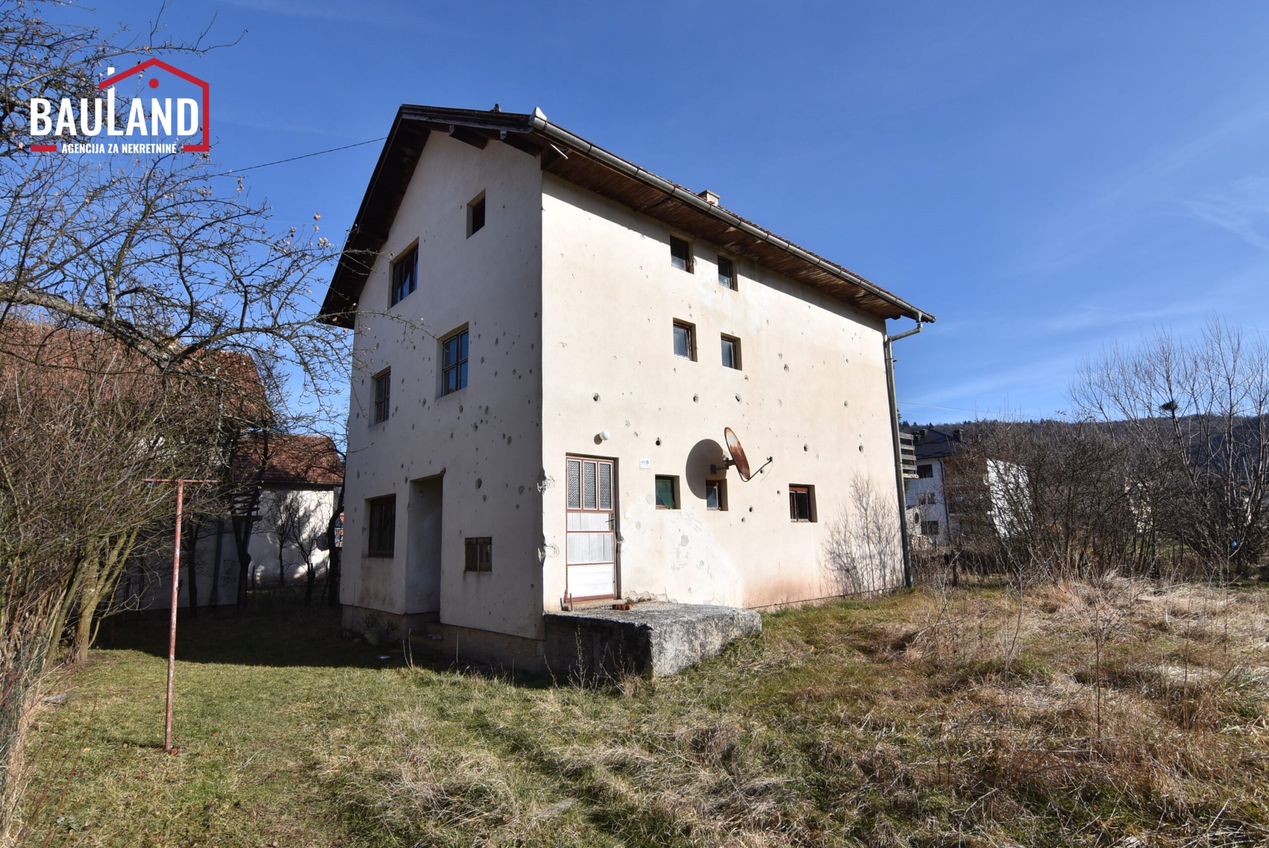 2 kuća za prodaju na parceli od 311m2