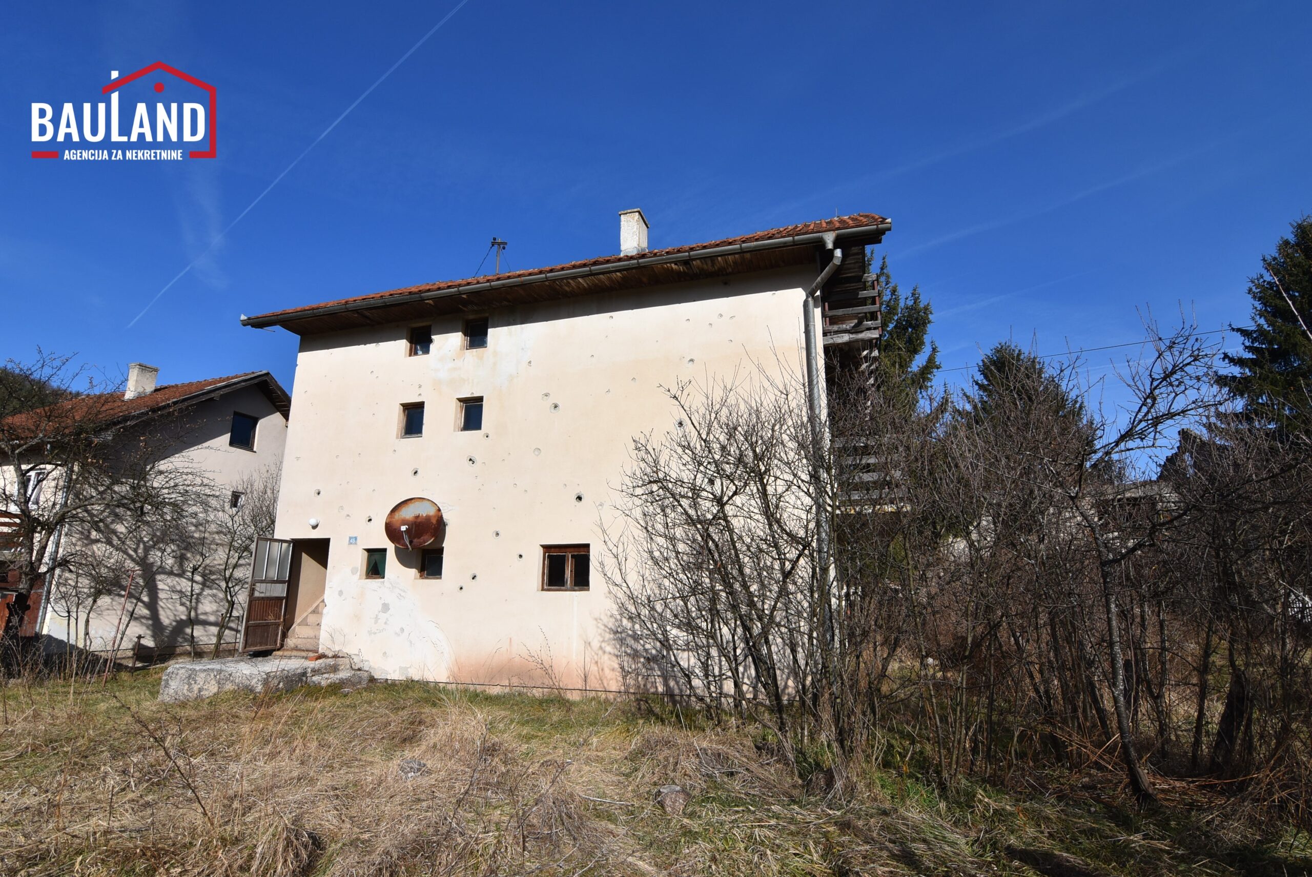 5 na prodaju kuća u centru Općine Trnovo RS