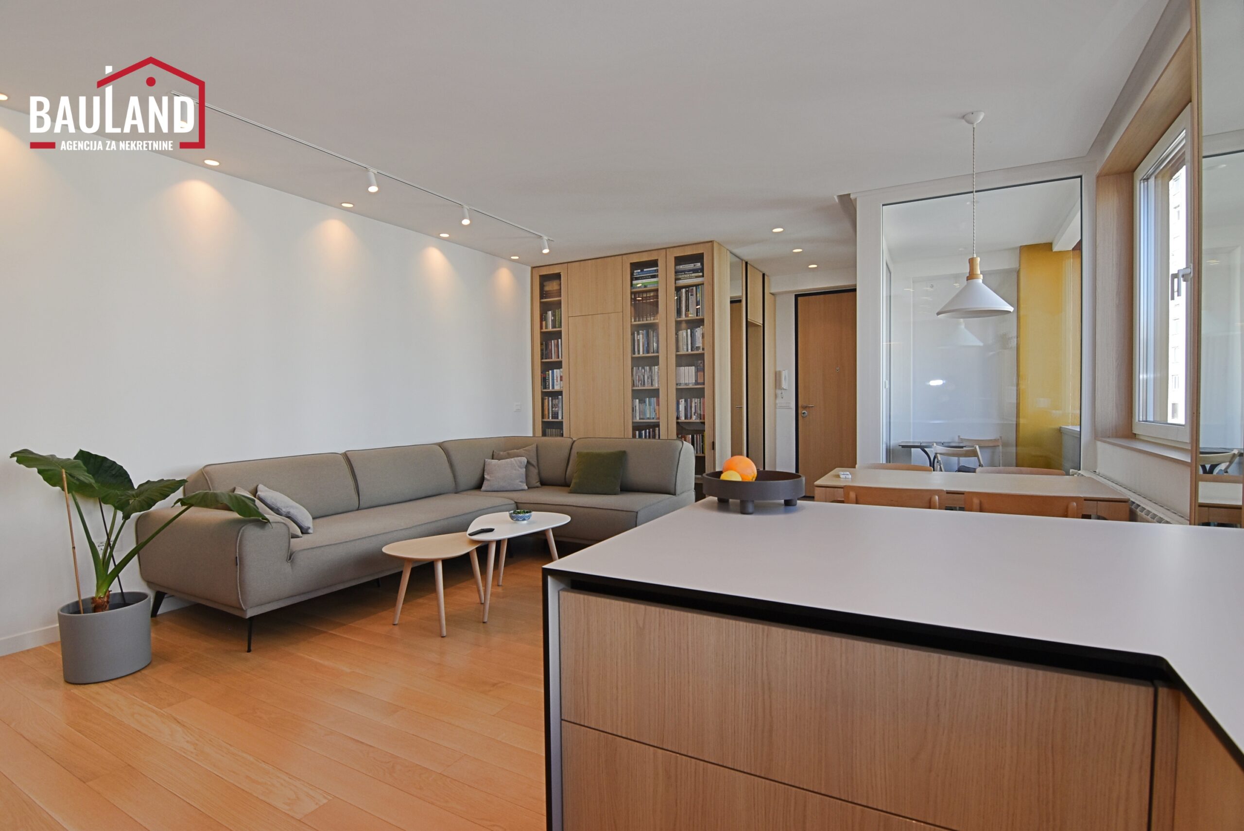 7 prodaja stana naselje Grbavica Općina Novo Sarajevo