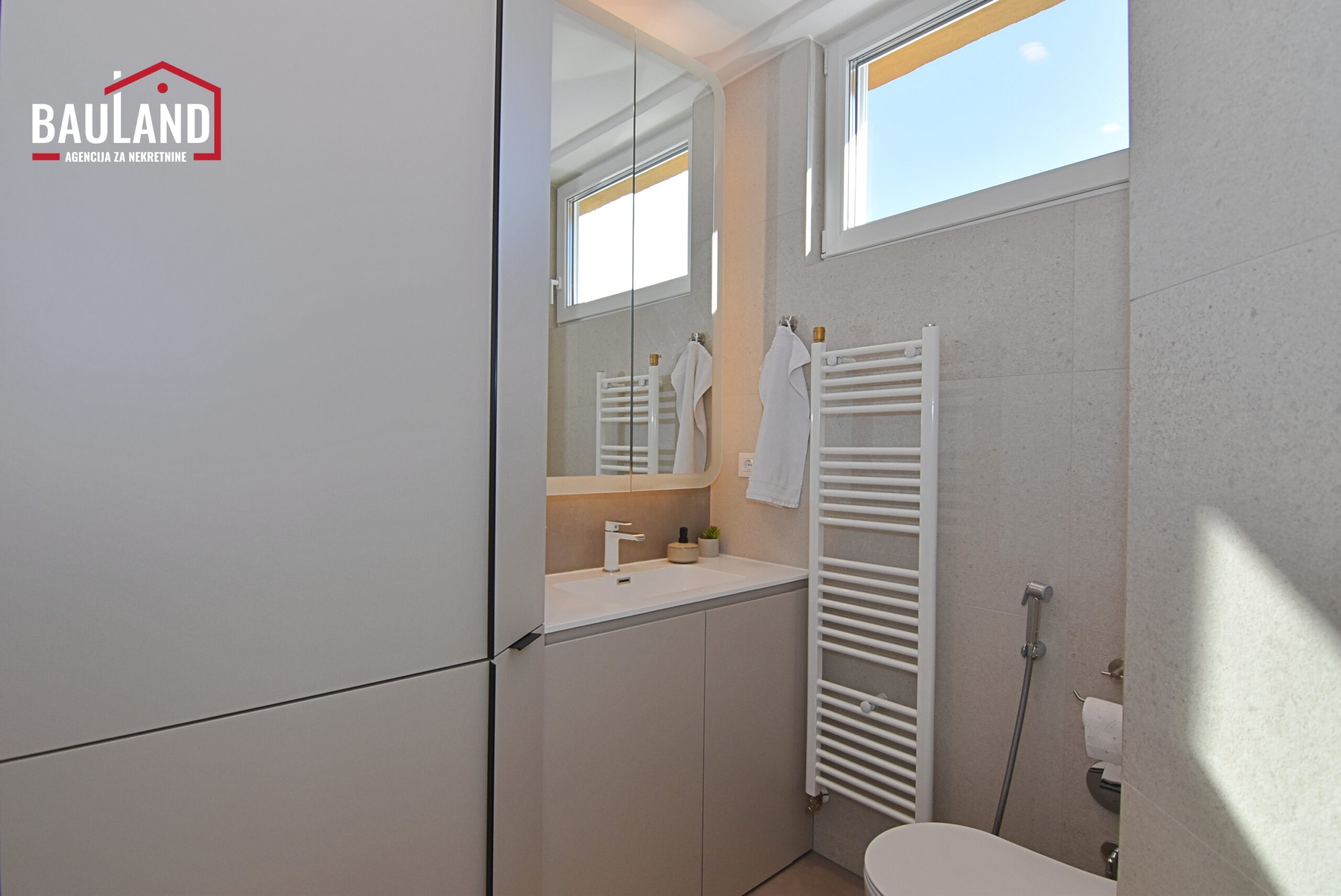 21 prodaja stana 70m2 Novo Sarajevo