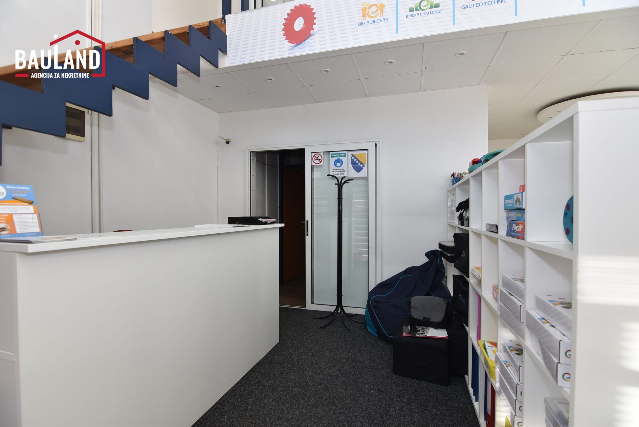 6 prodaje se poslovni prostor u ulici Azize Šaćirbegović naselje Hrasno